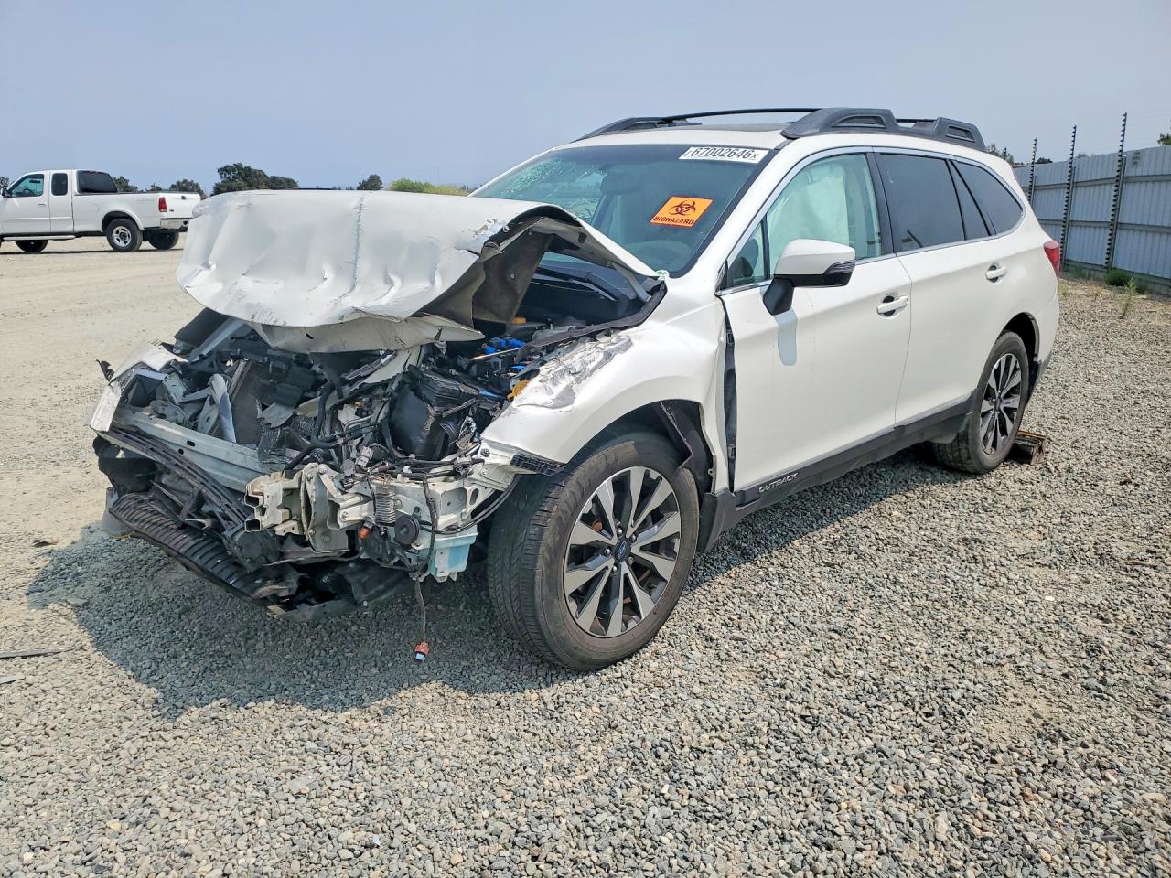2015 Subaru Outback 2.5i Limited White vin: 4S4BSALC0F3215296