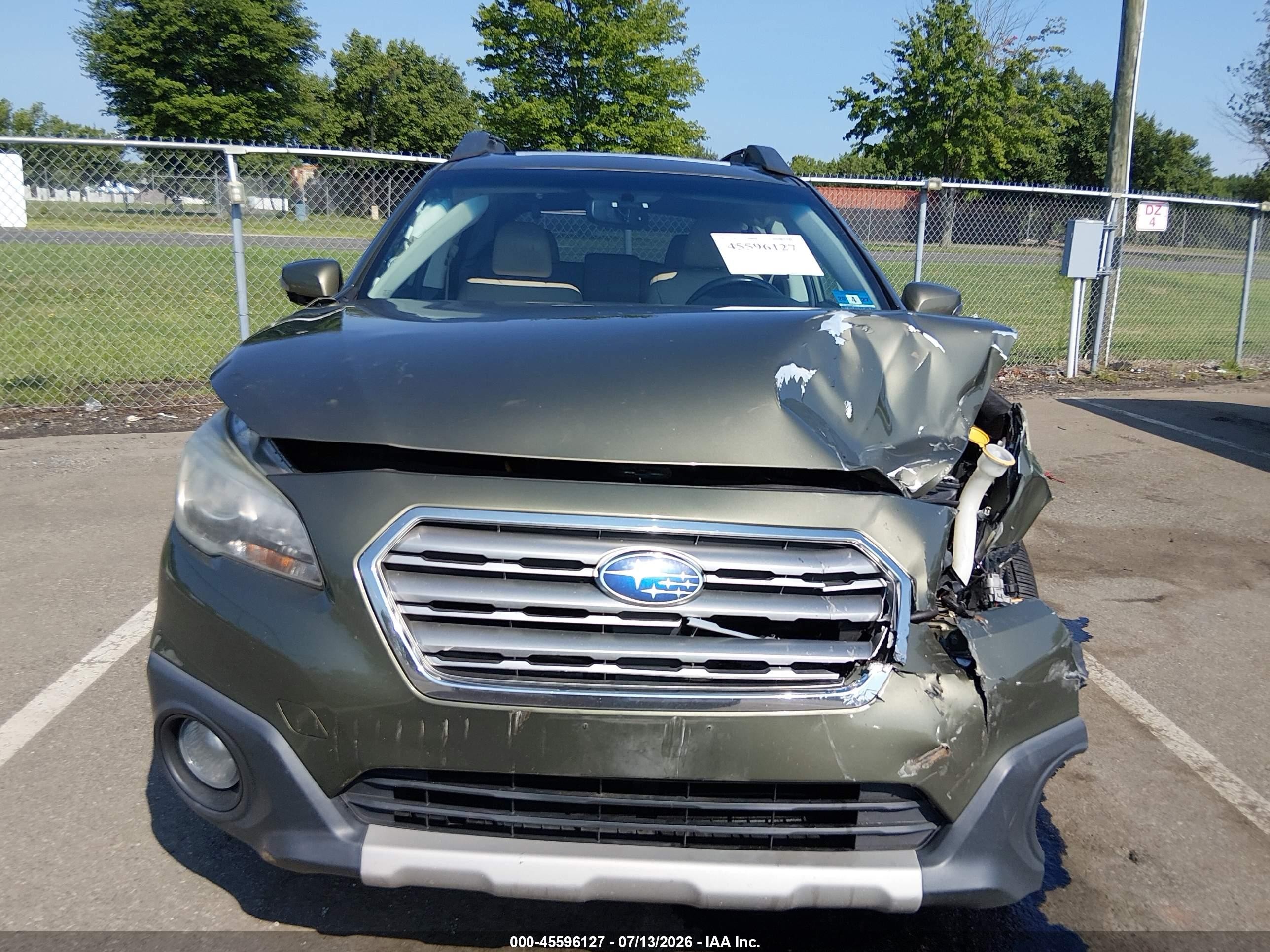2015 Subaru Outback 2.5i Limited Green vin: 4S4BSALC0F3276020