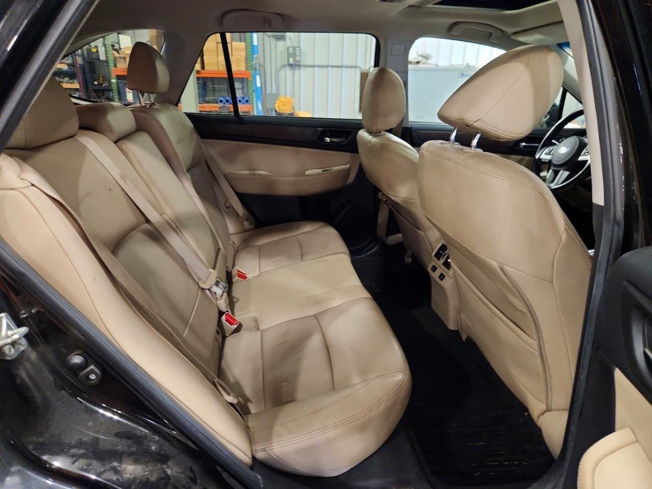 2015 Subaru Outback 2.5i Limited Black vin: 4S4BSALC0F3361603
