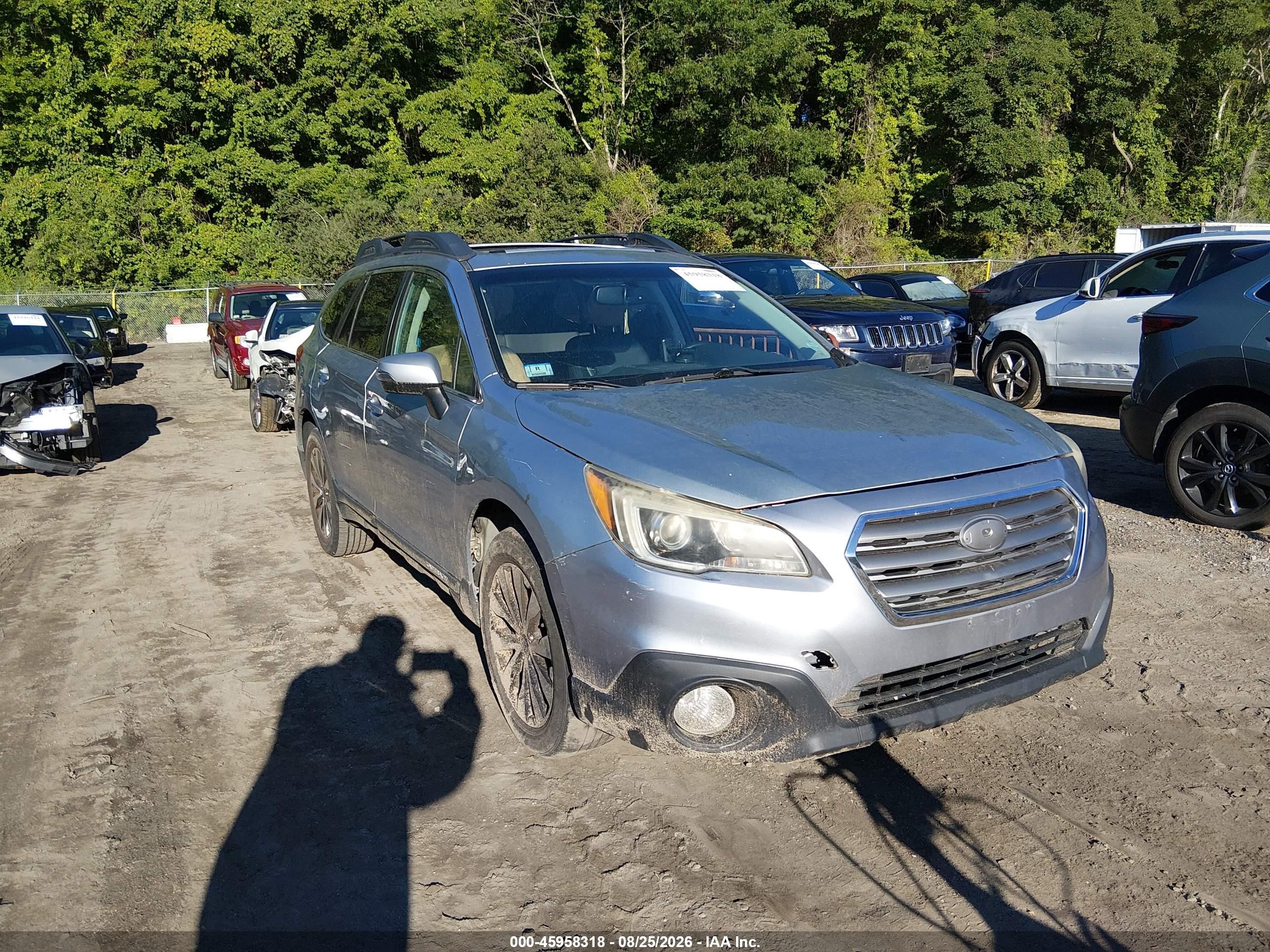 2015 Subaru Outback 2.5i Limited Light Blue vin: 4S4BSALC1F3347354