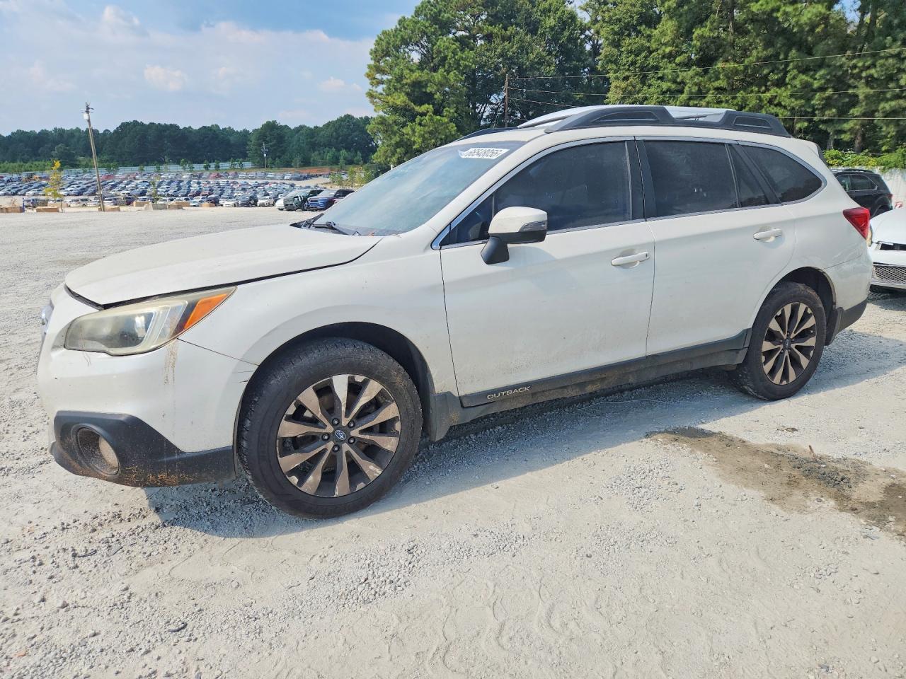2015 Subaru Outback 2.5i Limited Белый vin: 4S4BSALC2F3228339