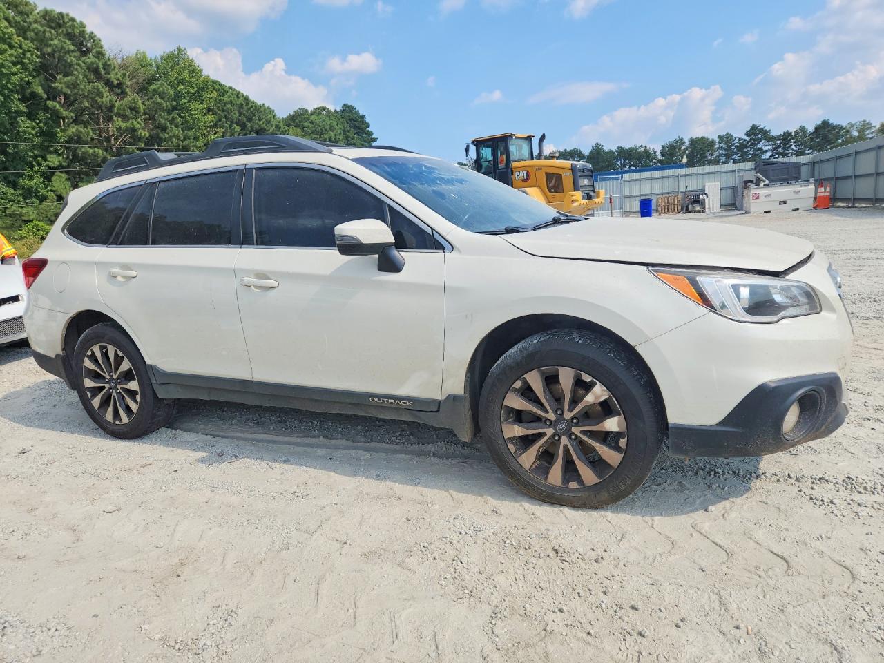 2015 Subaru Outback 2.5i Limited Белый vin: 4S4BSALC2F3228339