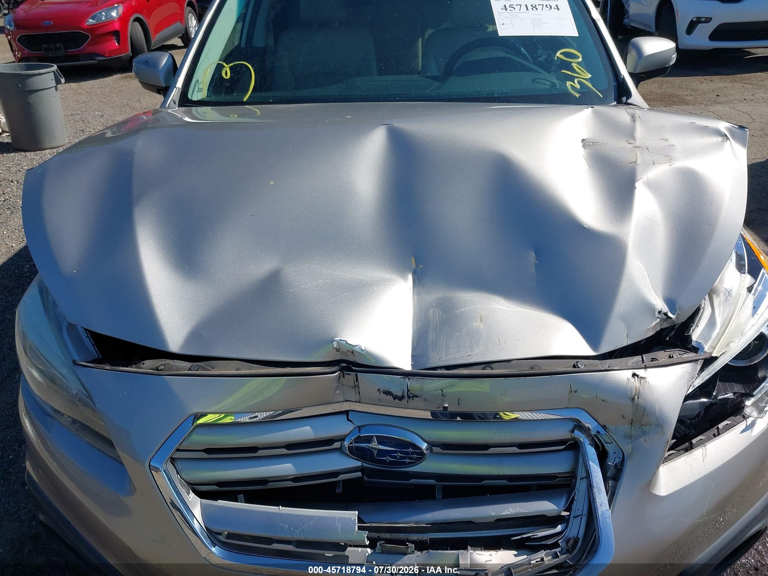 2015 Subaru Outback 2.5i Limited Золотой vin: 4S4BSALC2F3268677