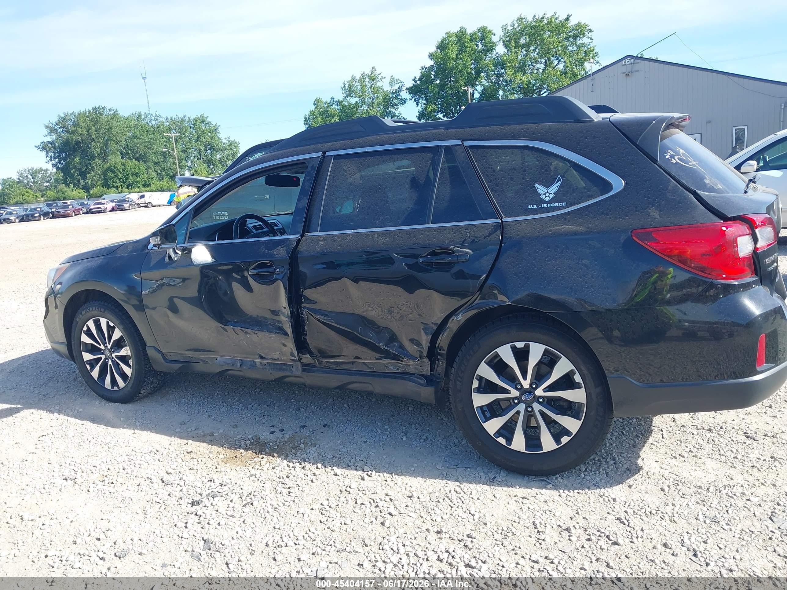 2015 Subaru Outback 2.5i Limited Black vin: 4S4BSALC2F3279663