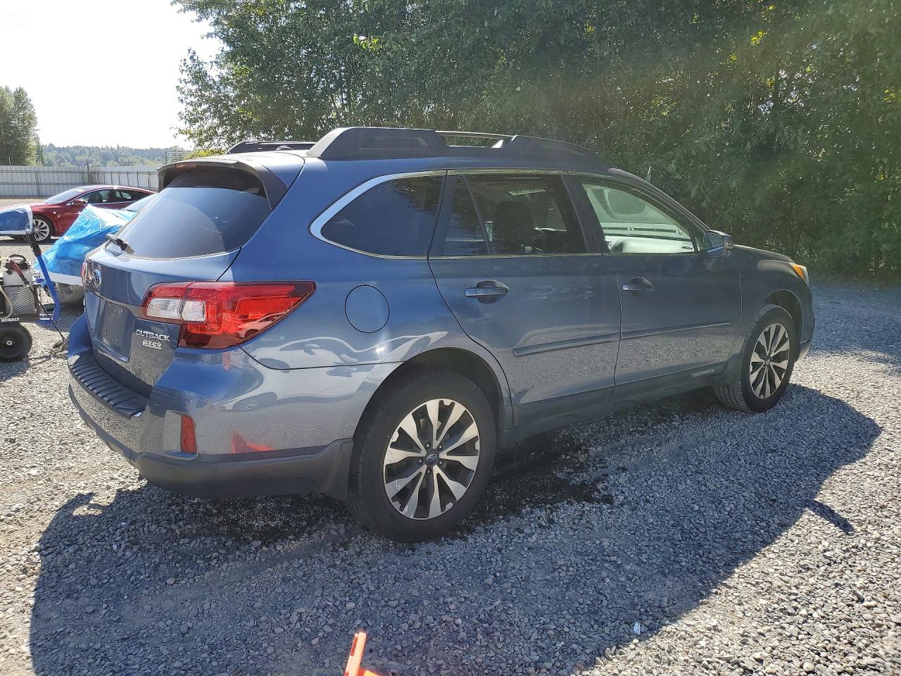 2015 Subaru Outback 2.5i Limited Blue vin: 4S4BSALC2F3334726
