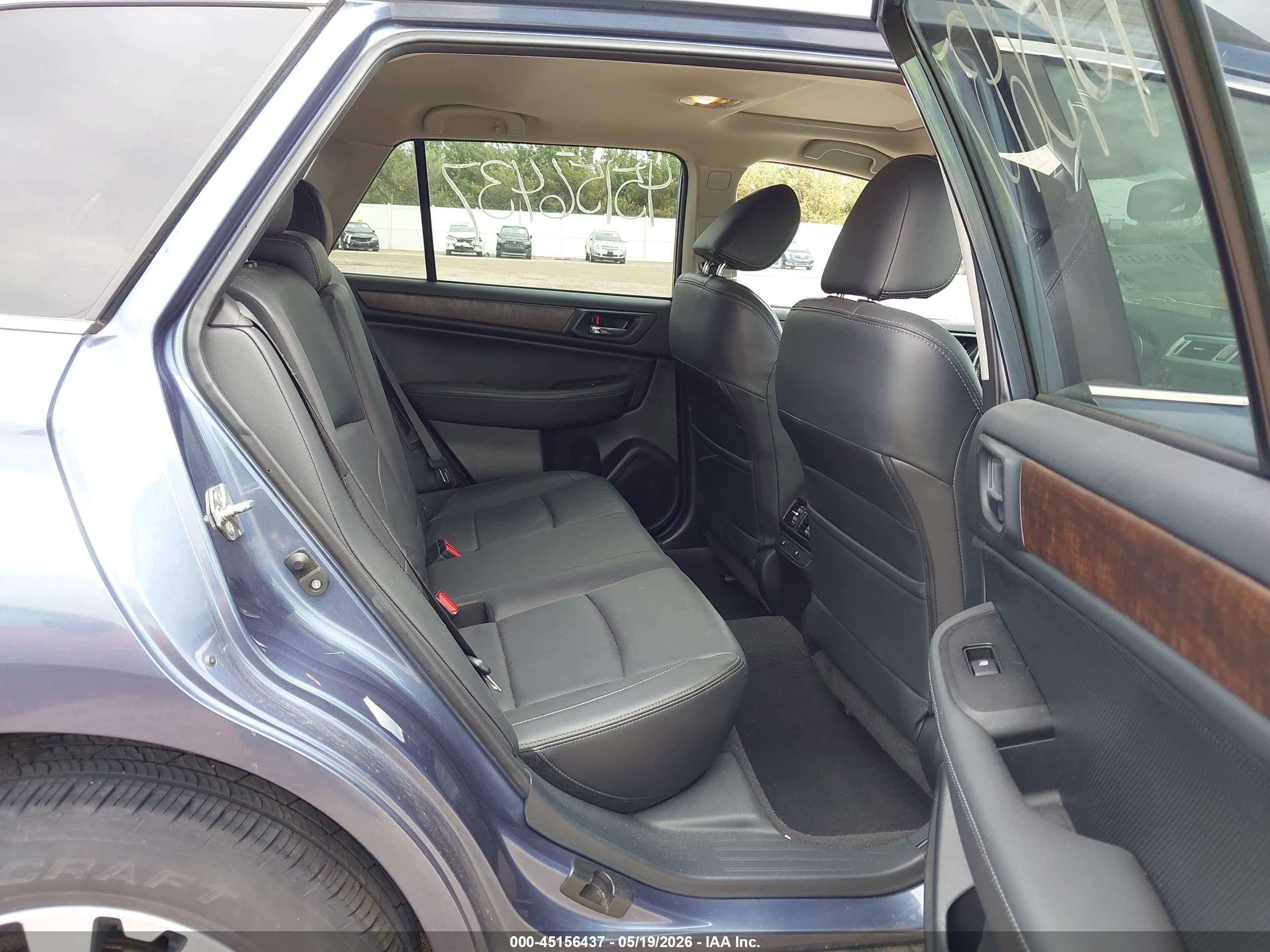 2015 Subaru Outback 2.5i Limited Blue vin: 4S4BSALC3F3310077