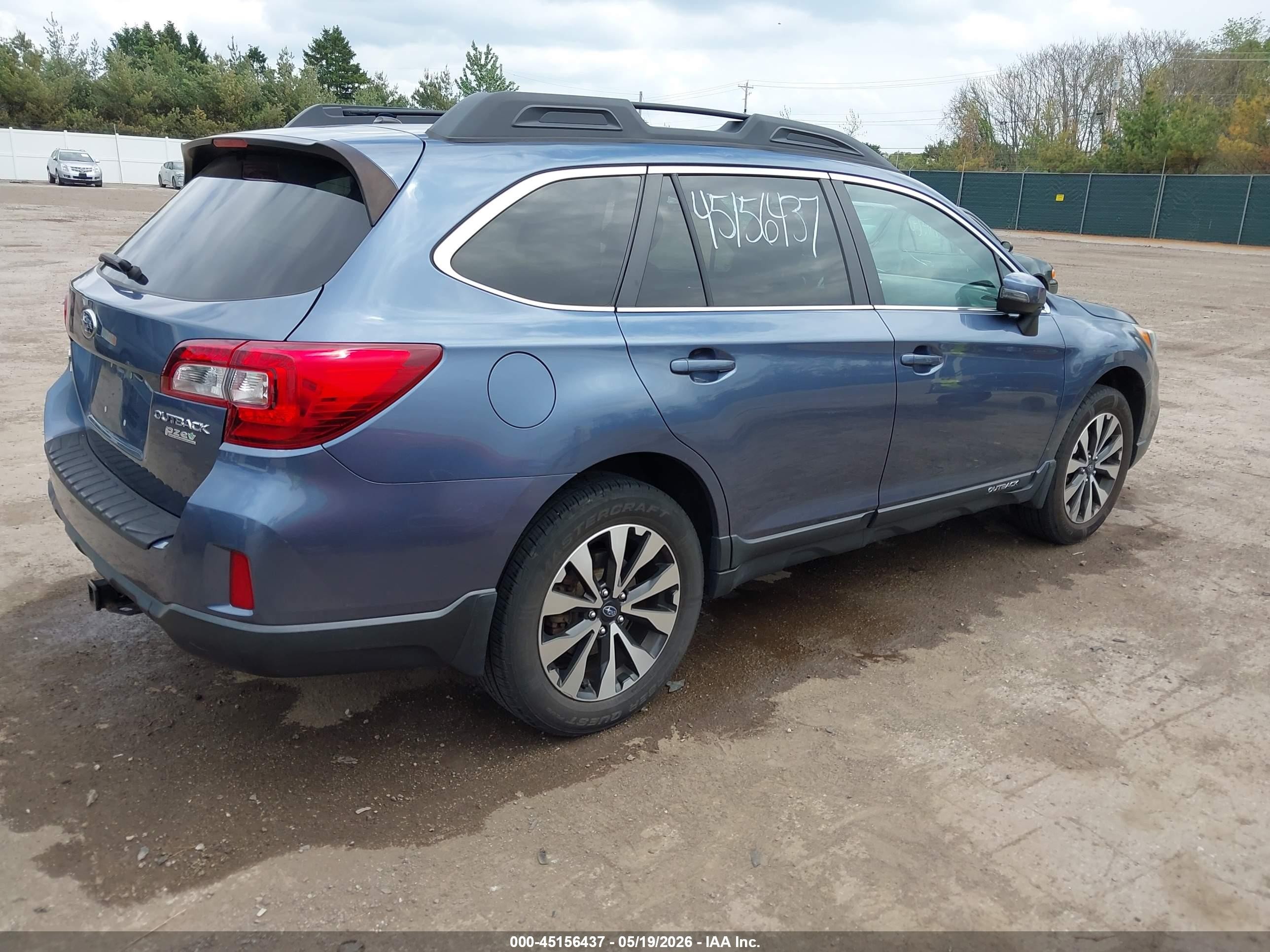 2015 Subaru Outback 2.5i Limited Blue vin: 4S4BSALC3F3310077