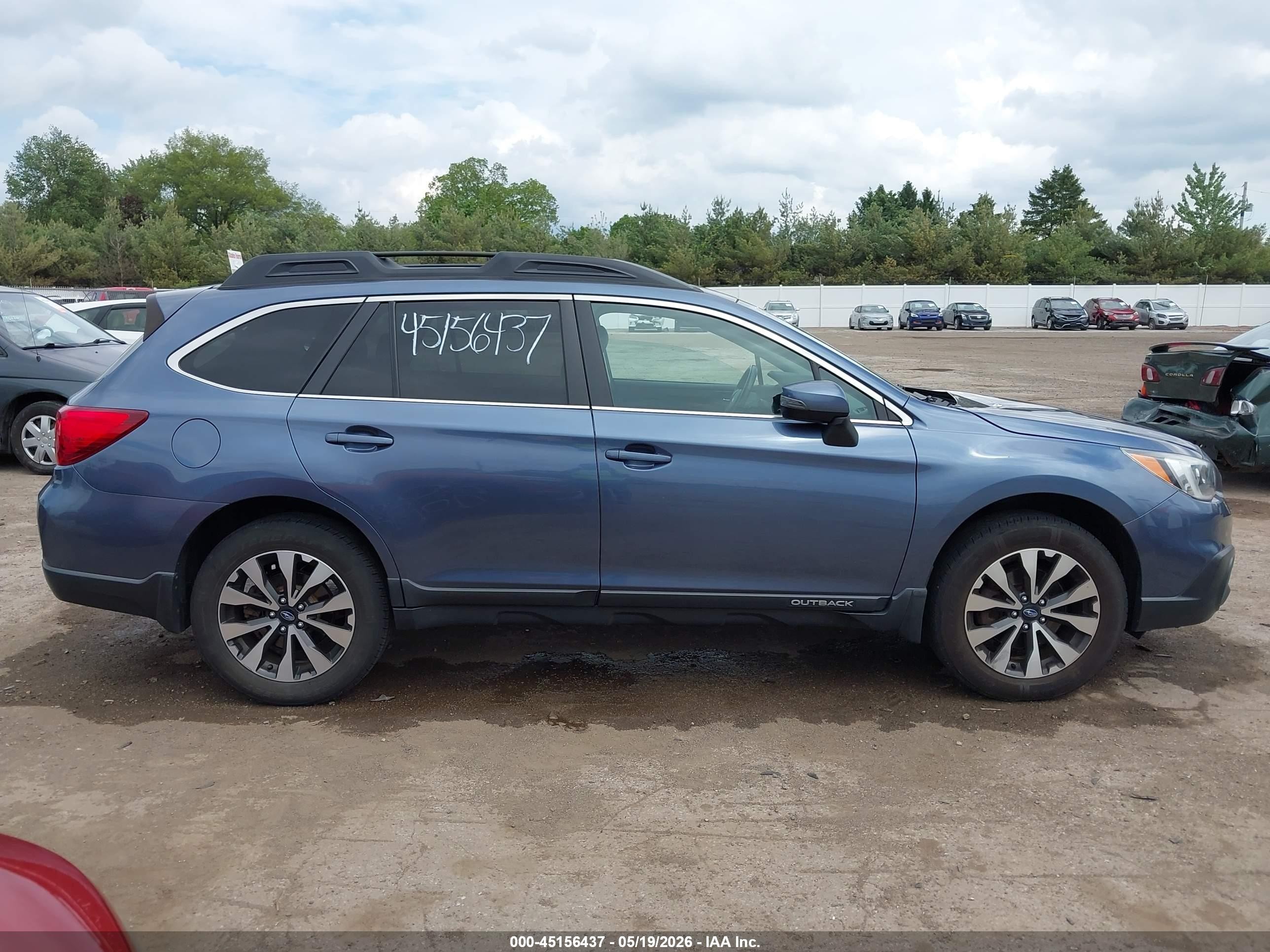 2015 Subaru Outback 2.5i Limited Blue vin: 4S4BSALC3F3310077