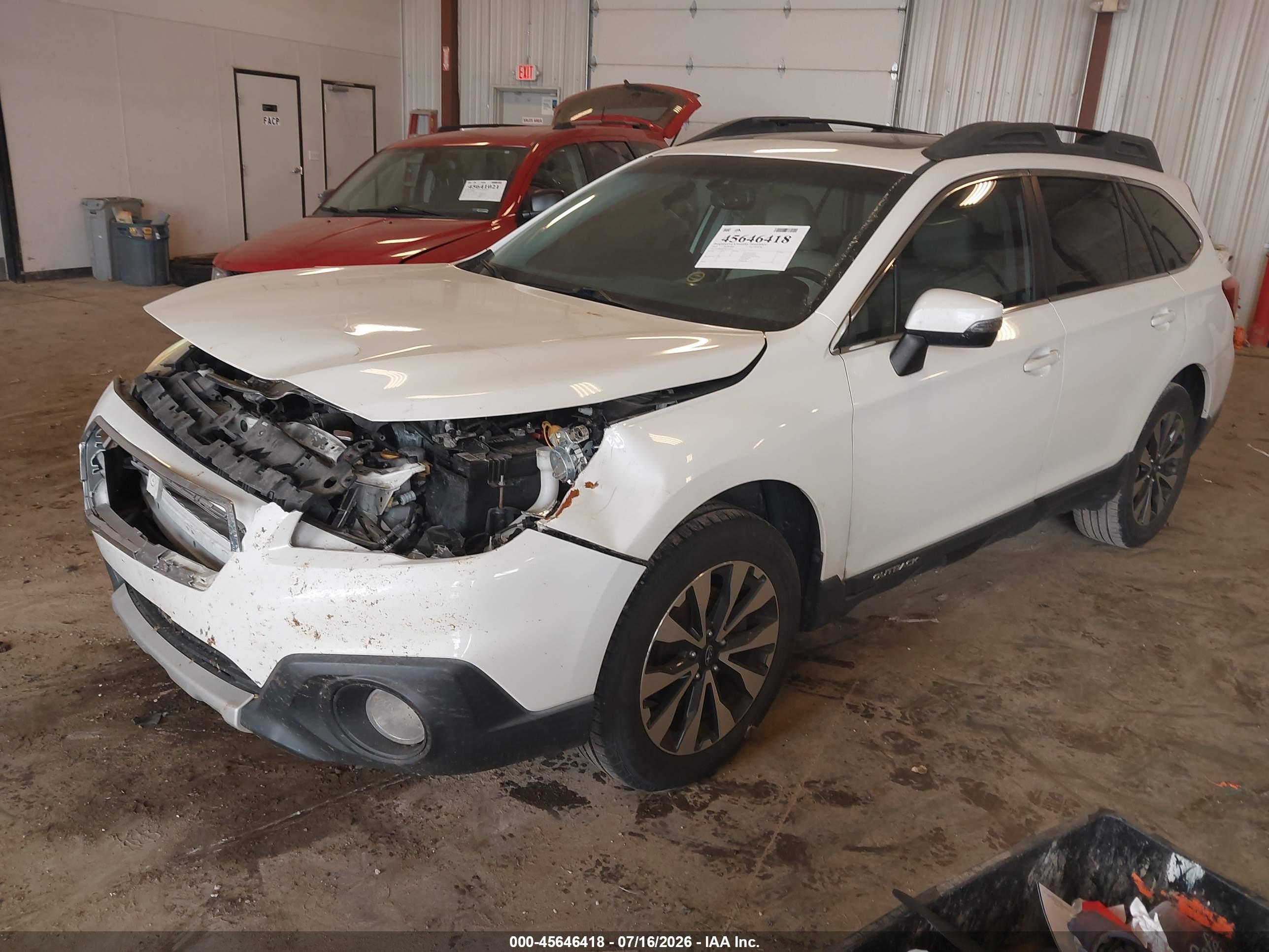 2015 Subaru Outback 2.5i Limited White vin: 4S4BSALC4F3218315