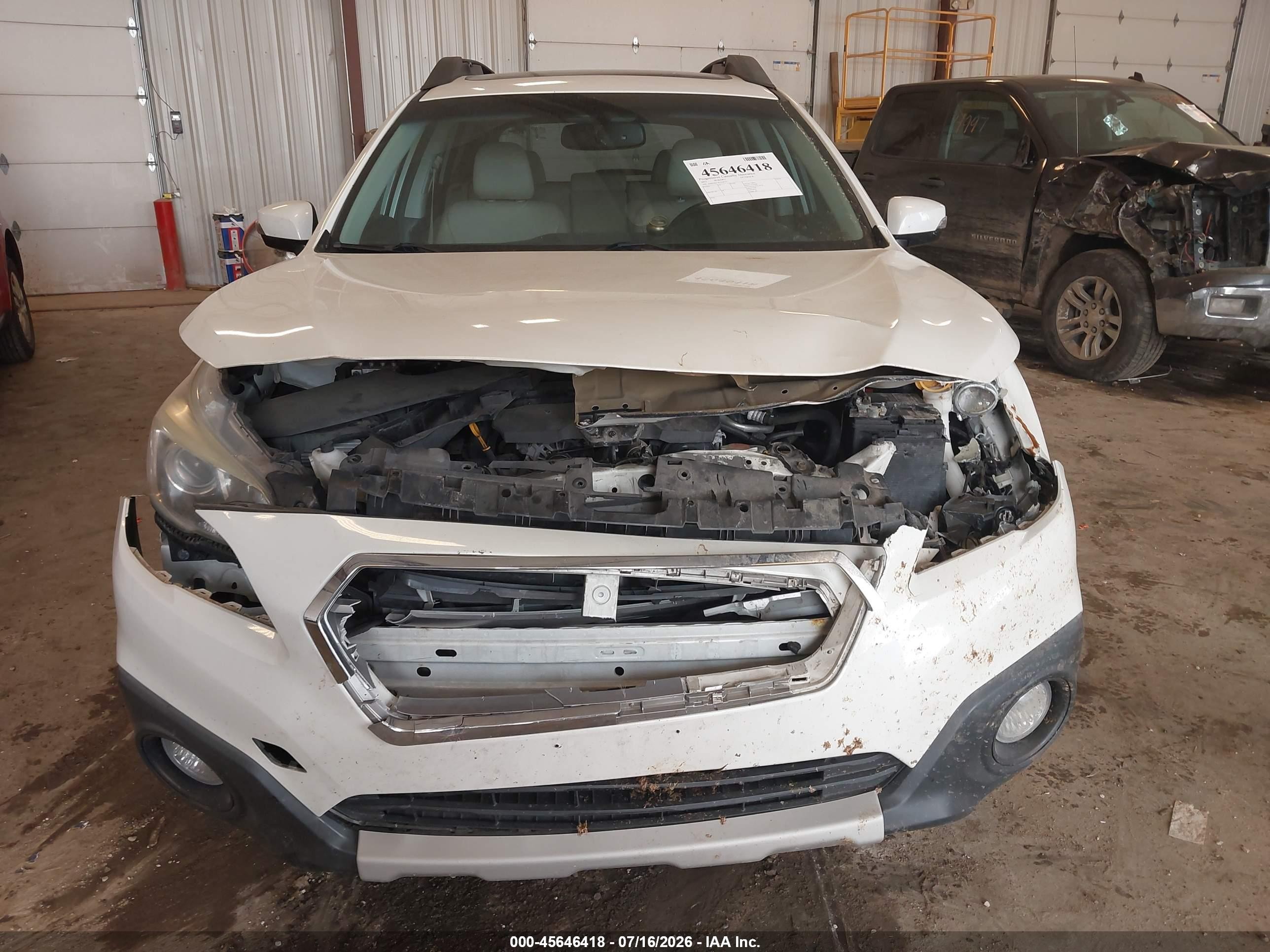 2015 Subaru Outback 2.5i Limited White vin: 4S4BSALC4F3218315