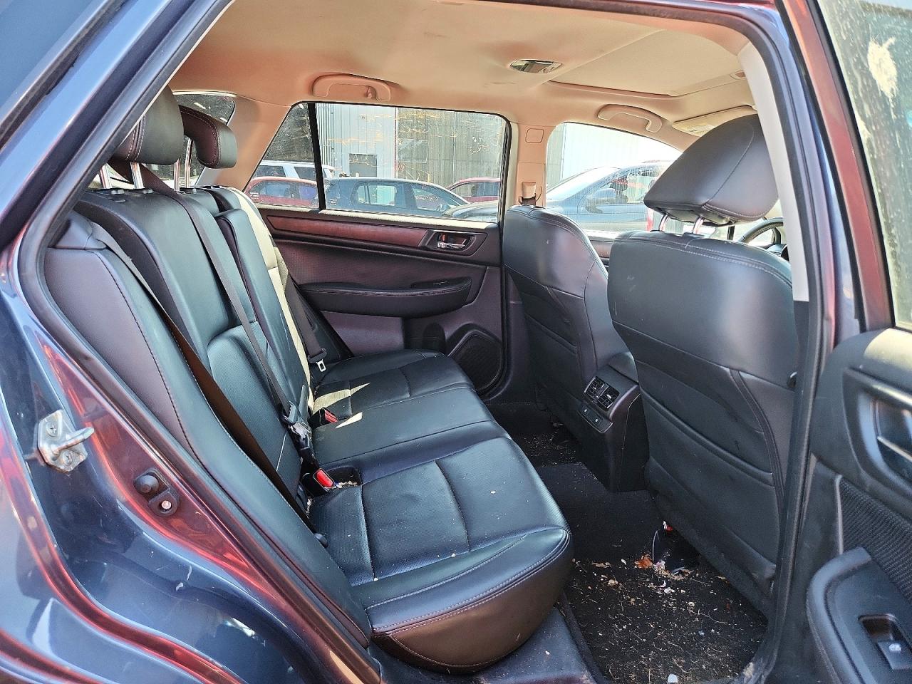 2015 Subaru Outback 2.5i Limited Gray vin: 4S4BSALC4F3267241