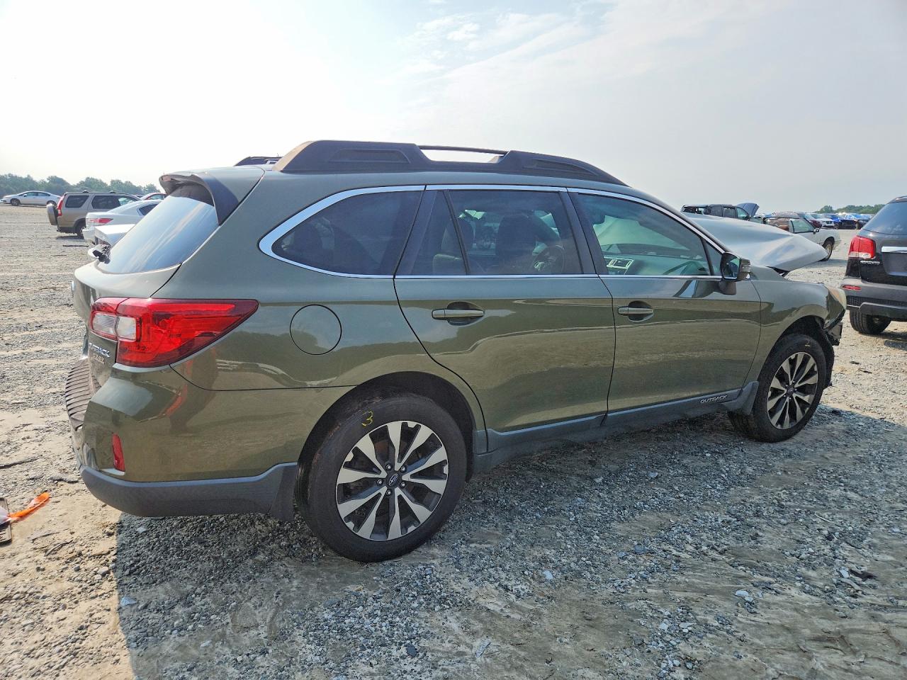 2015 Subaru Outback 2.5i Limited Green vin: 4S4BSALC5F3222762
