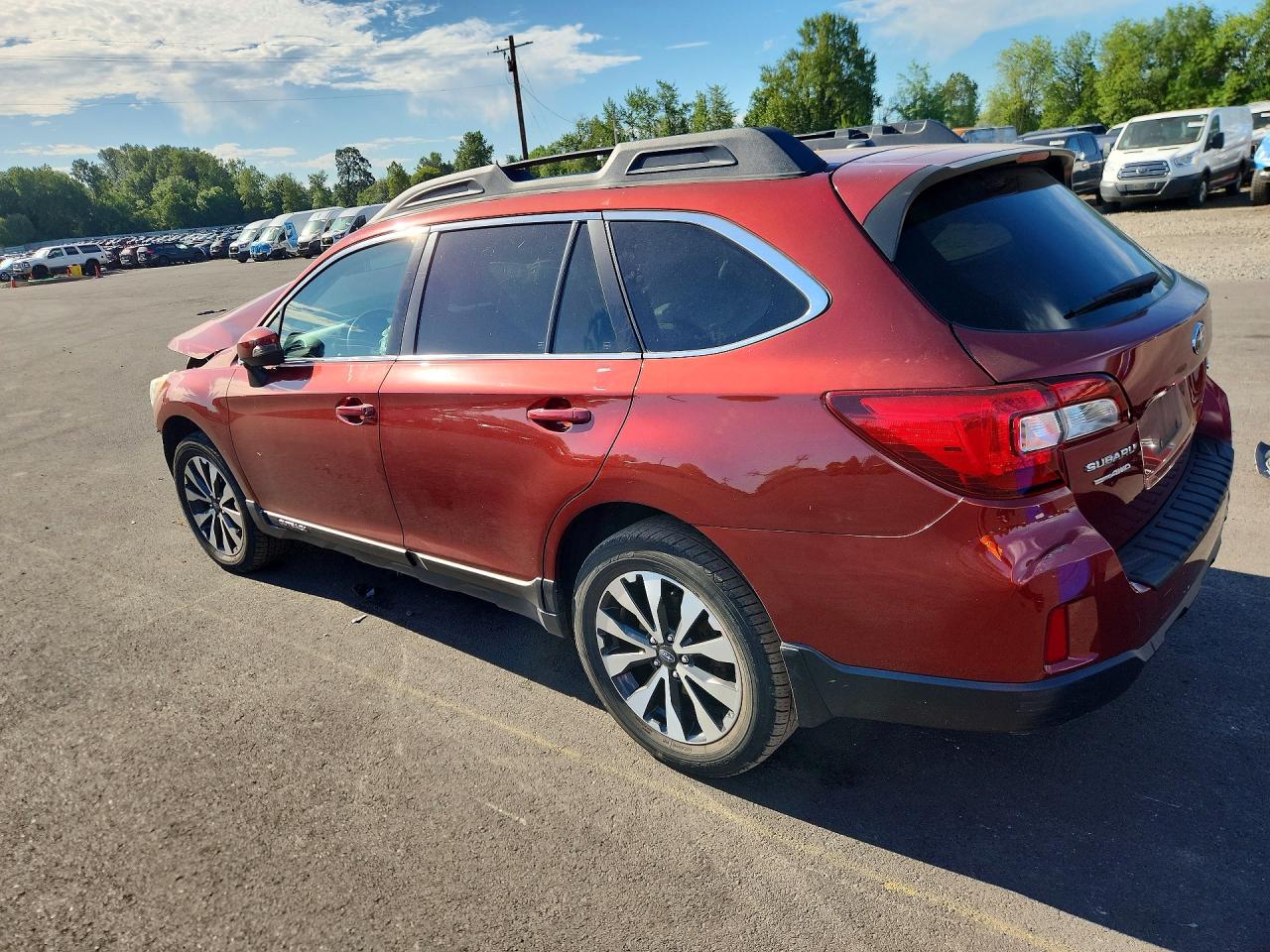 2015 Subaru Outback 2.5i Limited Red vin: 4S4BSALC5F3256474