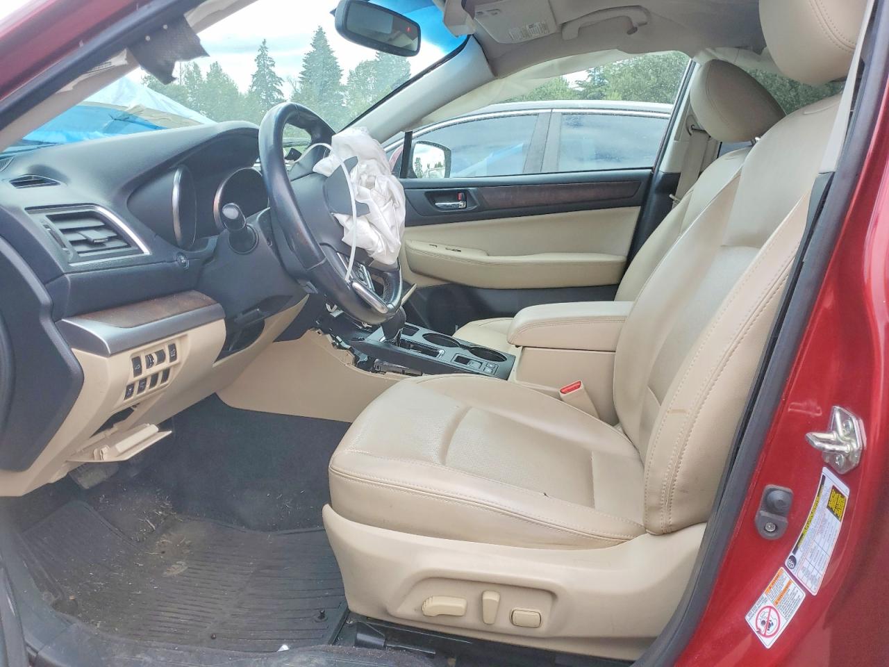 2015 Subaru Outback 2.5i Limited Red vin: 4S4BSALC5F3256474