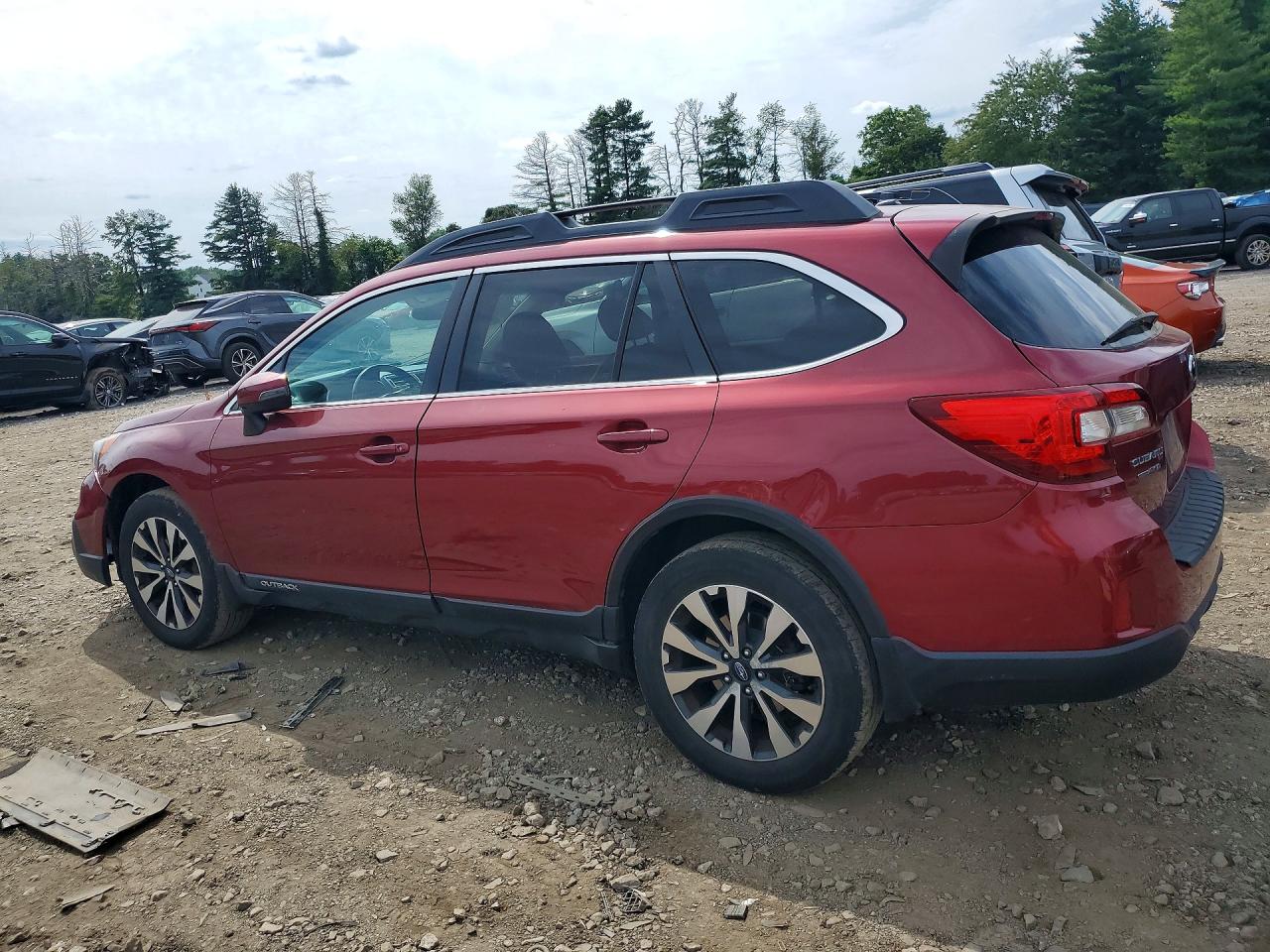 2015 Subaru Outback 2.5i Limited Красный vin: 4S4BSALC5F3260718