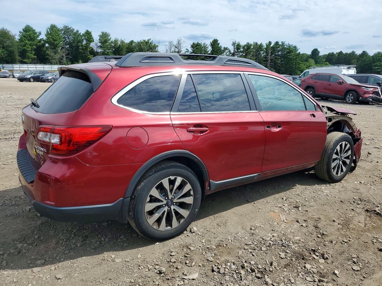 2015 Subaru Outback 2.5i Limited Красный vin: 4S4BSALC5F3260718