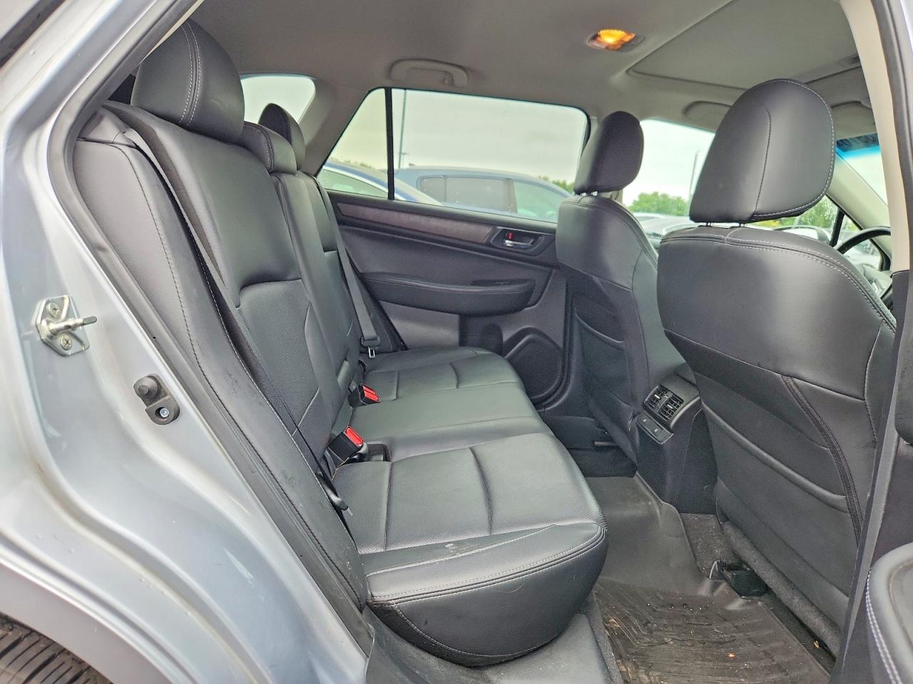 2015 Subaru Outback 2.5i Limited Blue vin: 4S4BSALC5F3348717