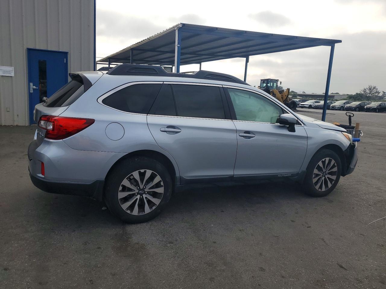 2015 Subaru Outback 2.5i Limited Silver vin: 4S4BSALC6F3203816