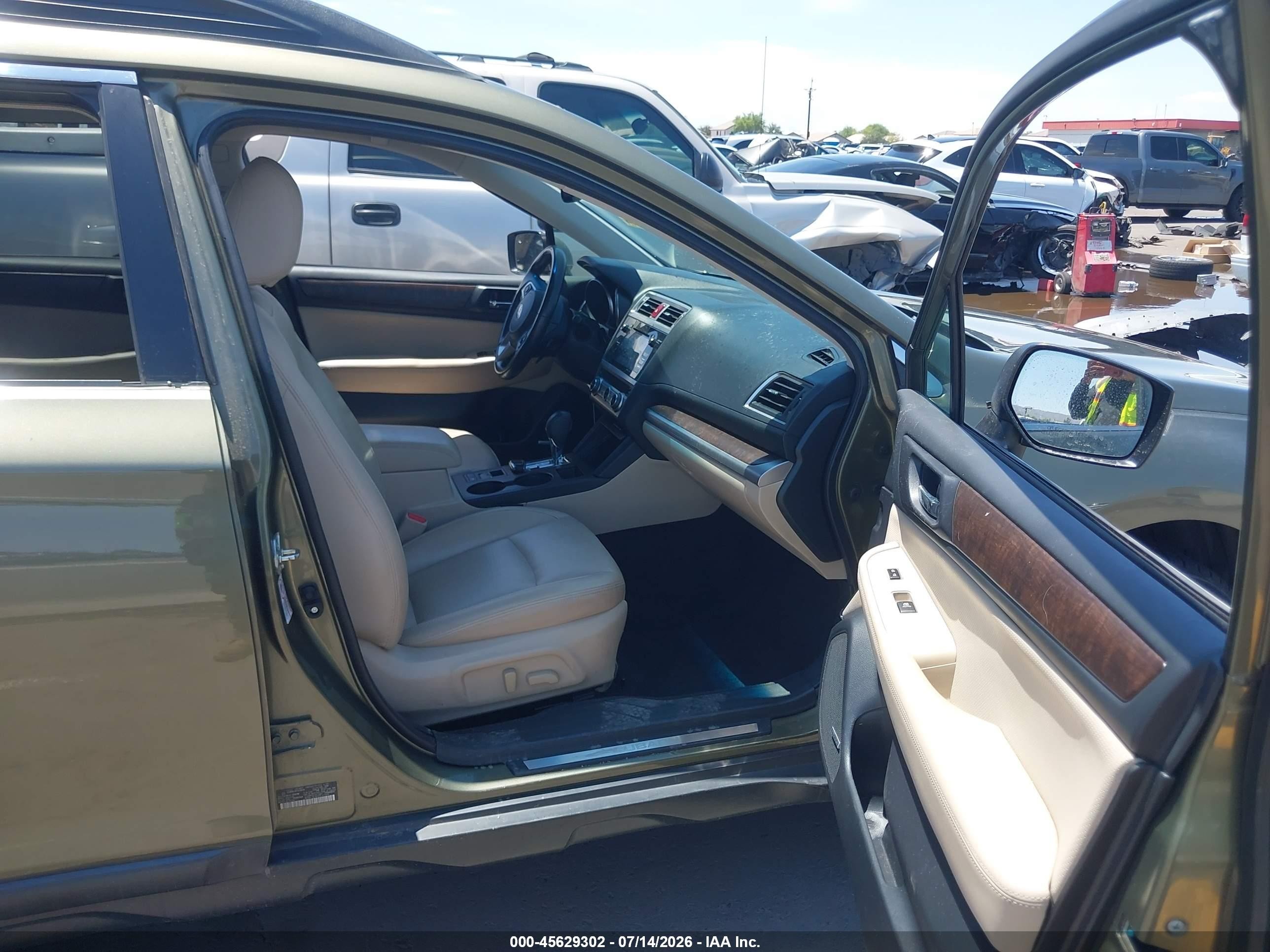 2015 Subaru Outback 2.5i Limited Green vin: 4S4BSALC6F3256628