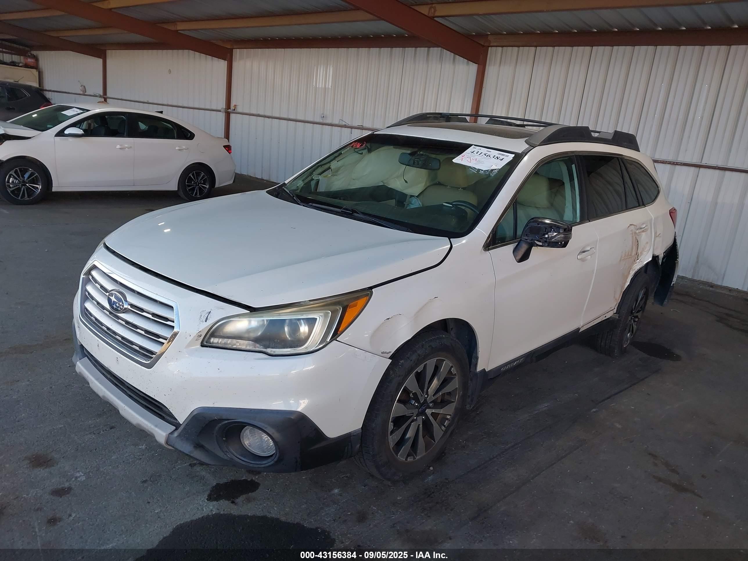 2015 Subaru Outback 2.5i Limited Белый vin: 4S4BSALC6F3259061