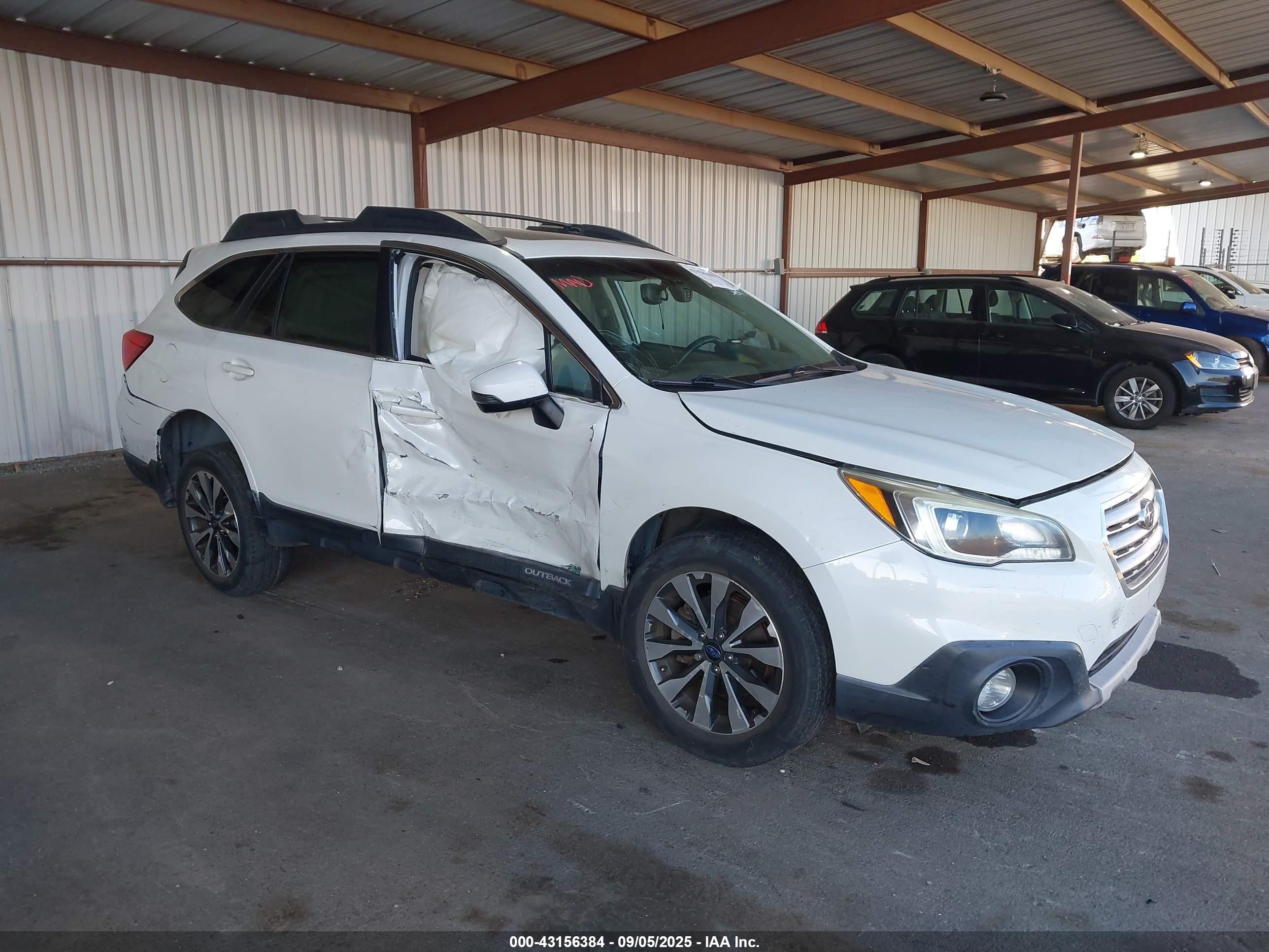 2015 Subaru Outback 2.5i Limited White vin: 4S4BSALC6F3259061