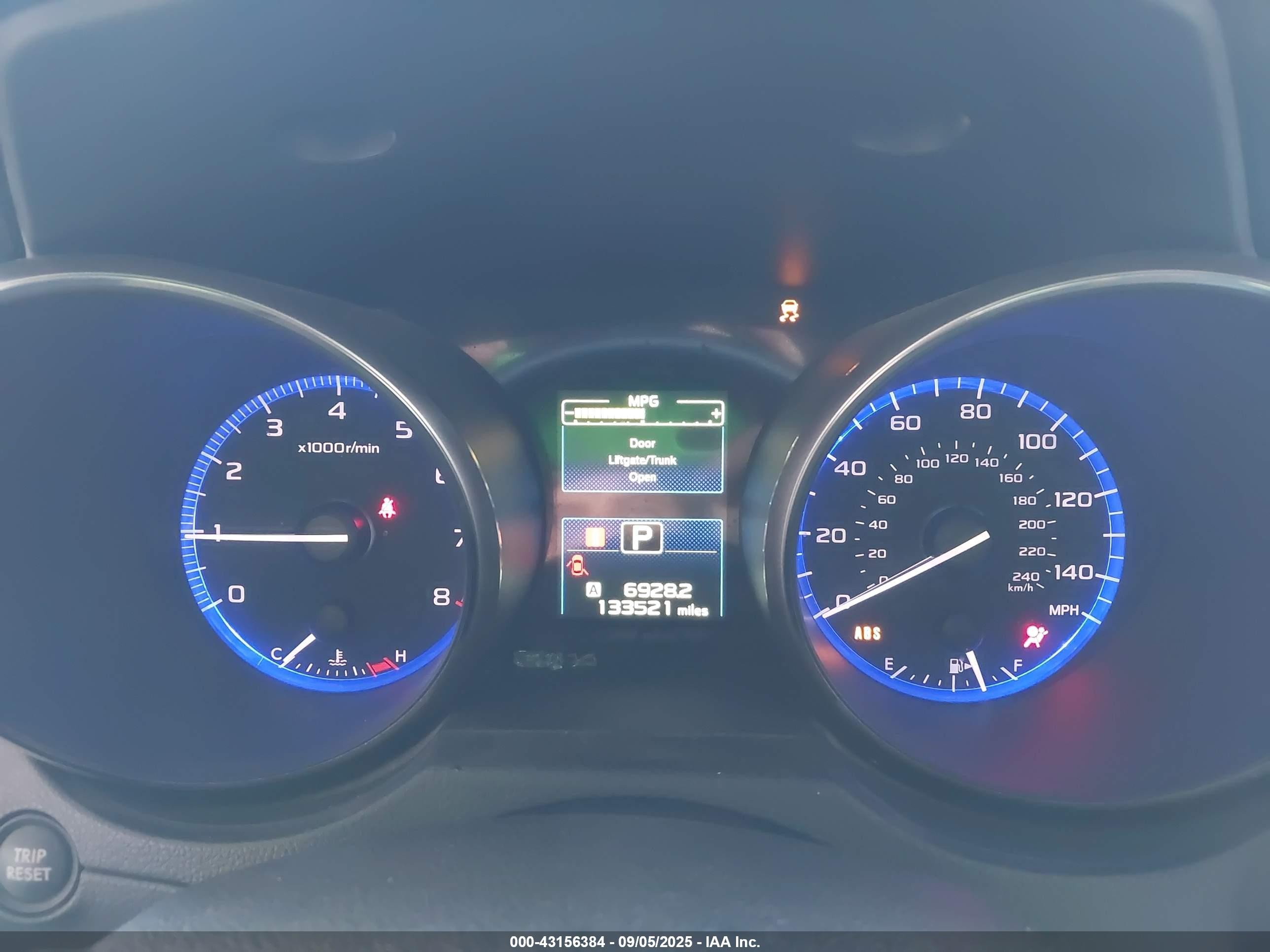 2015 Subaru Outback 2.5i Limited Белый vin: 4S4BSALC6F3259061