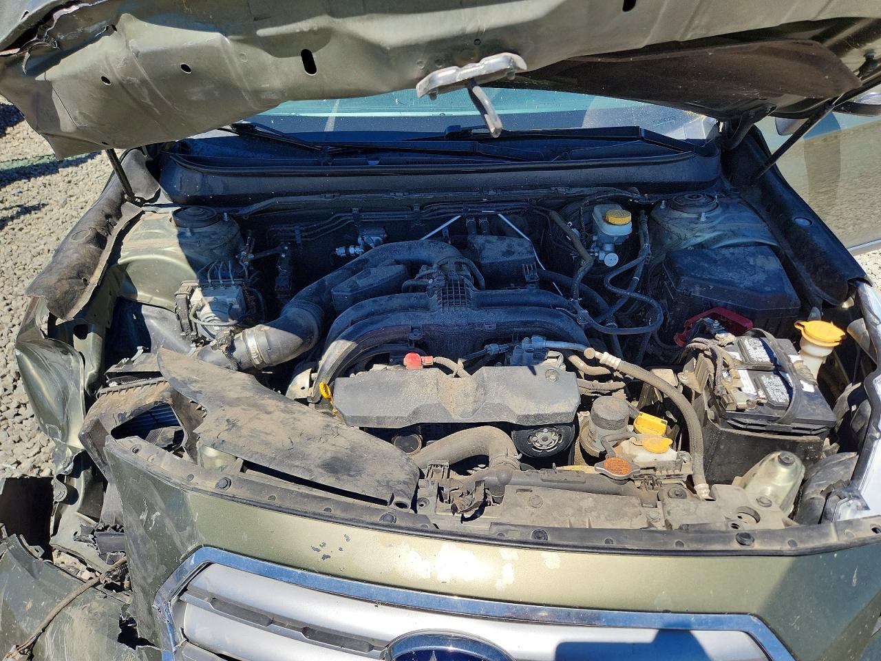 2015 Subaru Outback 2.5i Limited Green vin: 4S4BSALC6F3333319