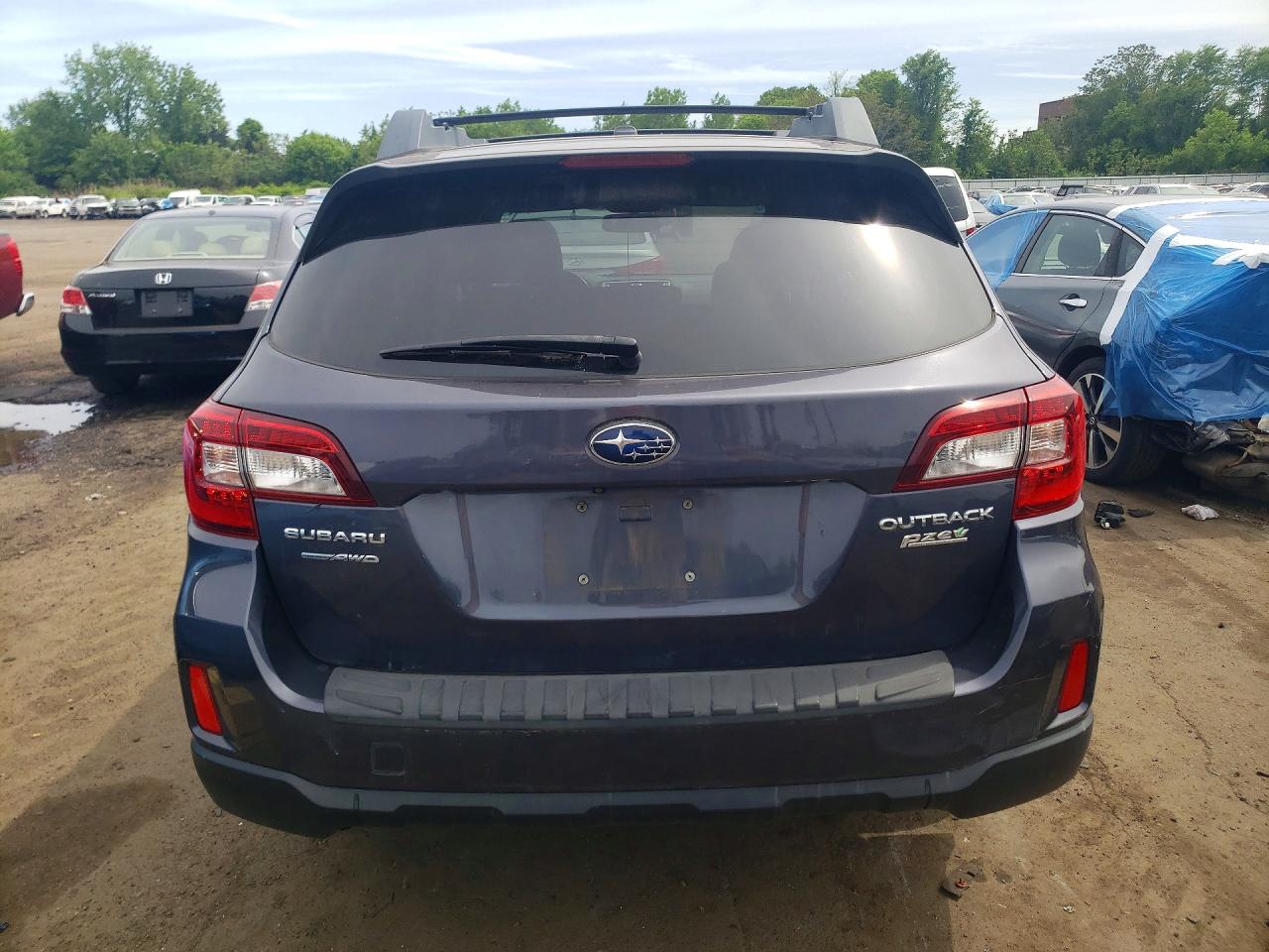 2015 Subaru Outback 2.5i Limited Серый vin: 4S4BSALC7F3224674