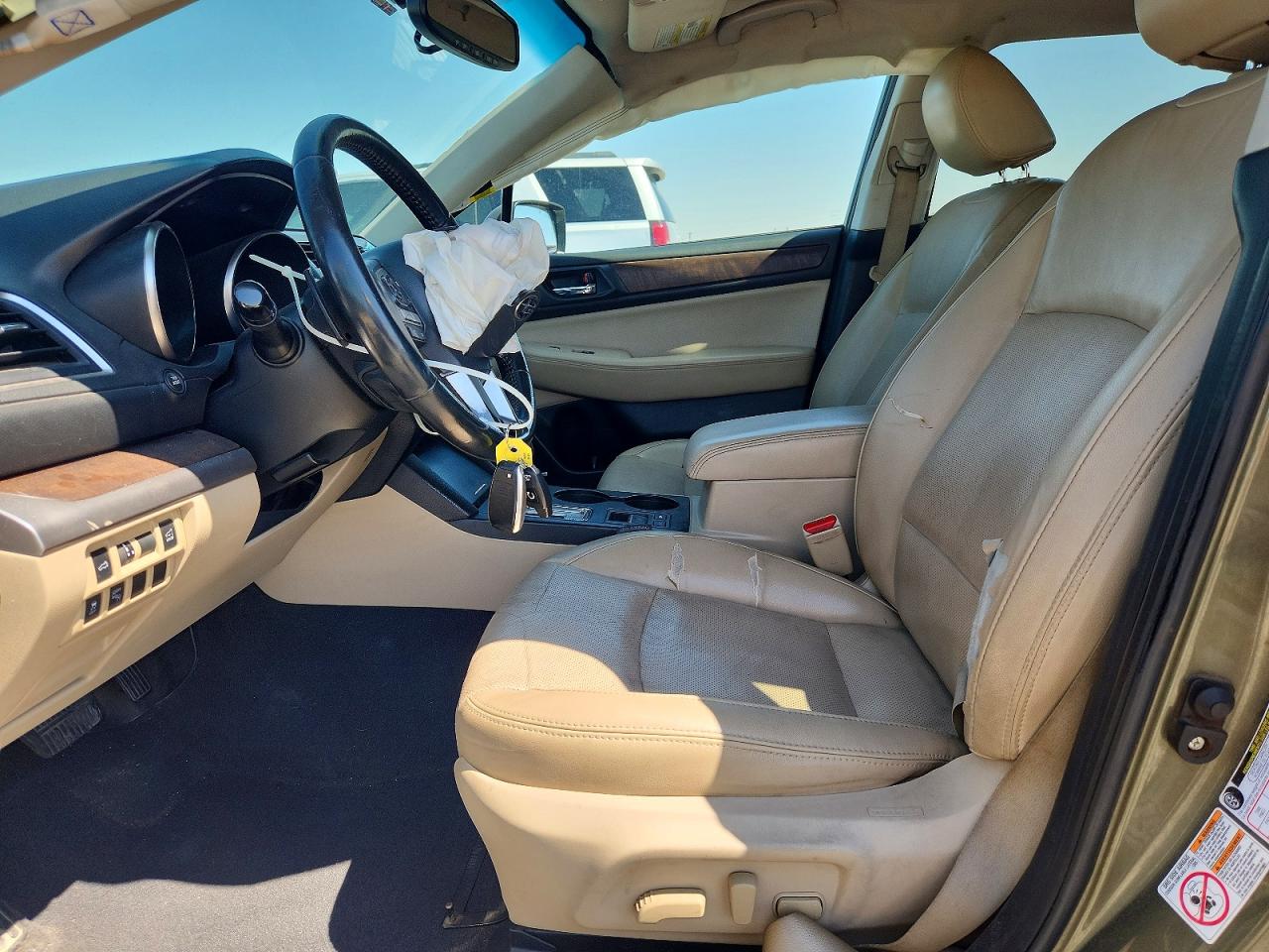2015 Subaru Outback 2.5i Limited Зеленый vin: 4S4BSALC8F3270952