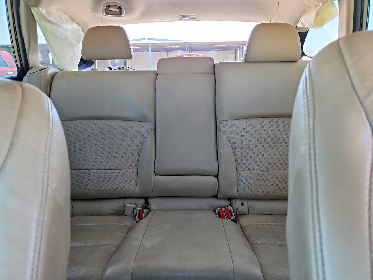 2015 Subaru Outback 2.5i Limited Зеленый vin: 4S4BSALC8F3270952