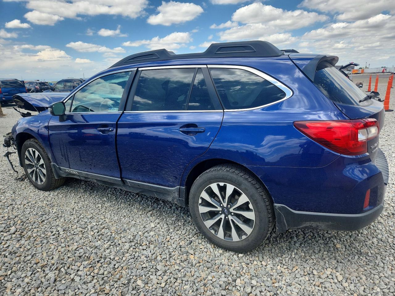 2015 Subaru Outback 2.5i Limited Blue vin: 4S4BSALC9F3205396
