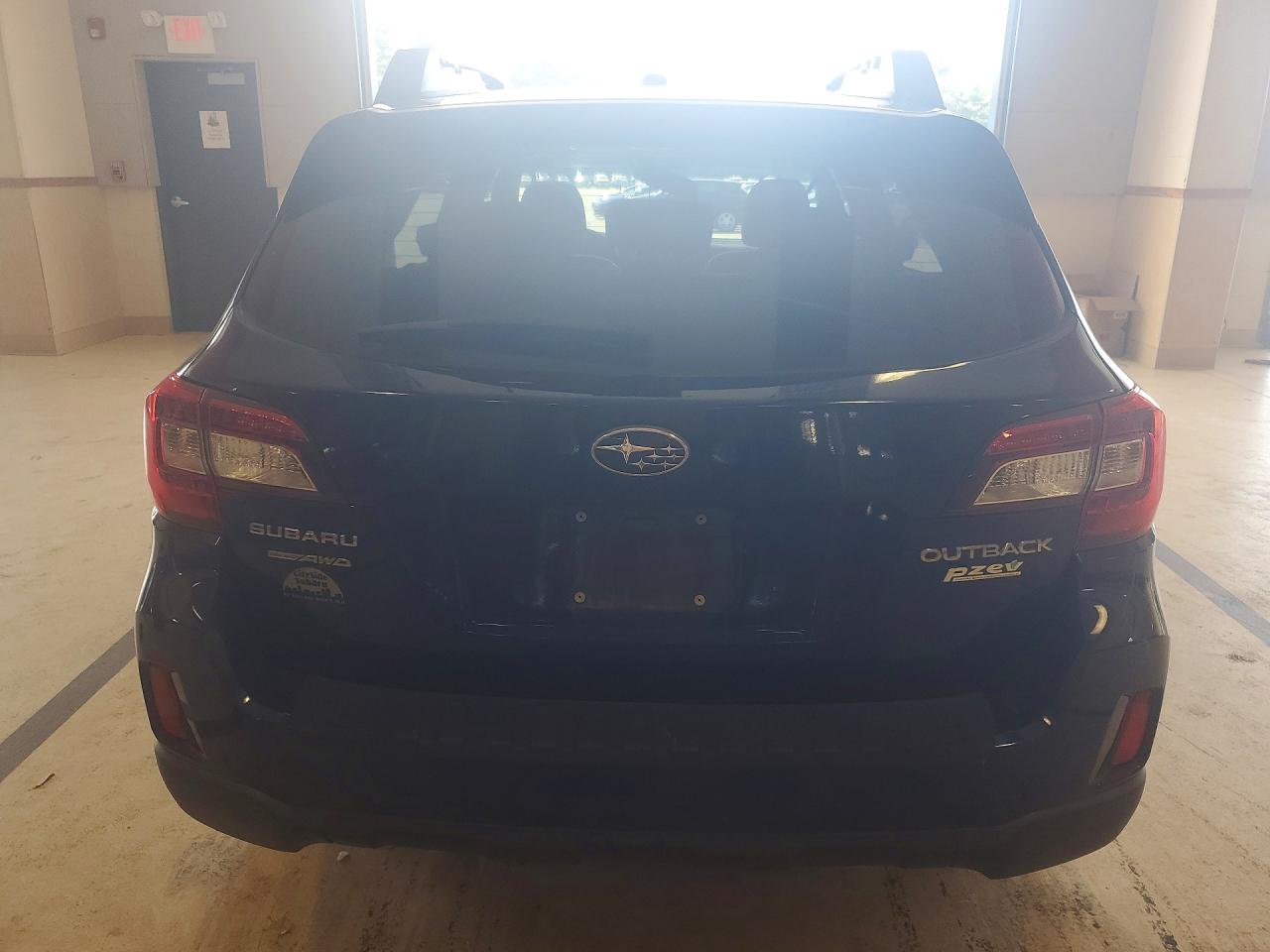 2015 Subaru Outback 2.5i Limited Blue vin: 4S4BSALC9F3256896