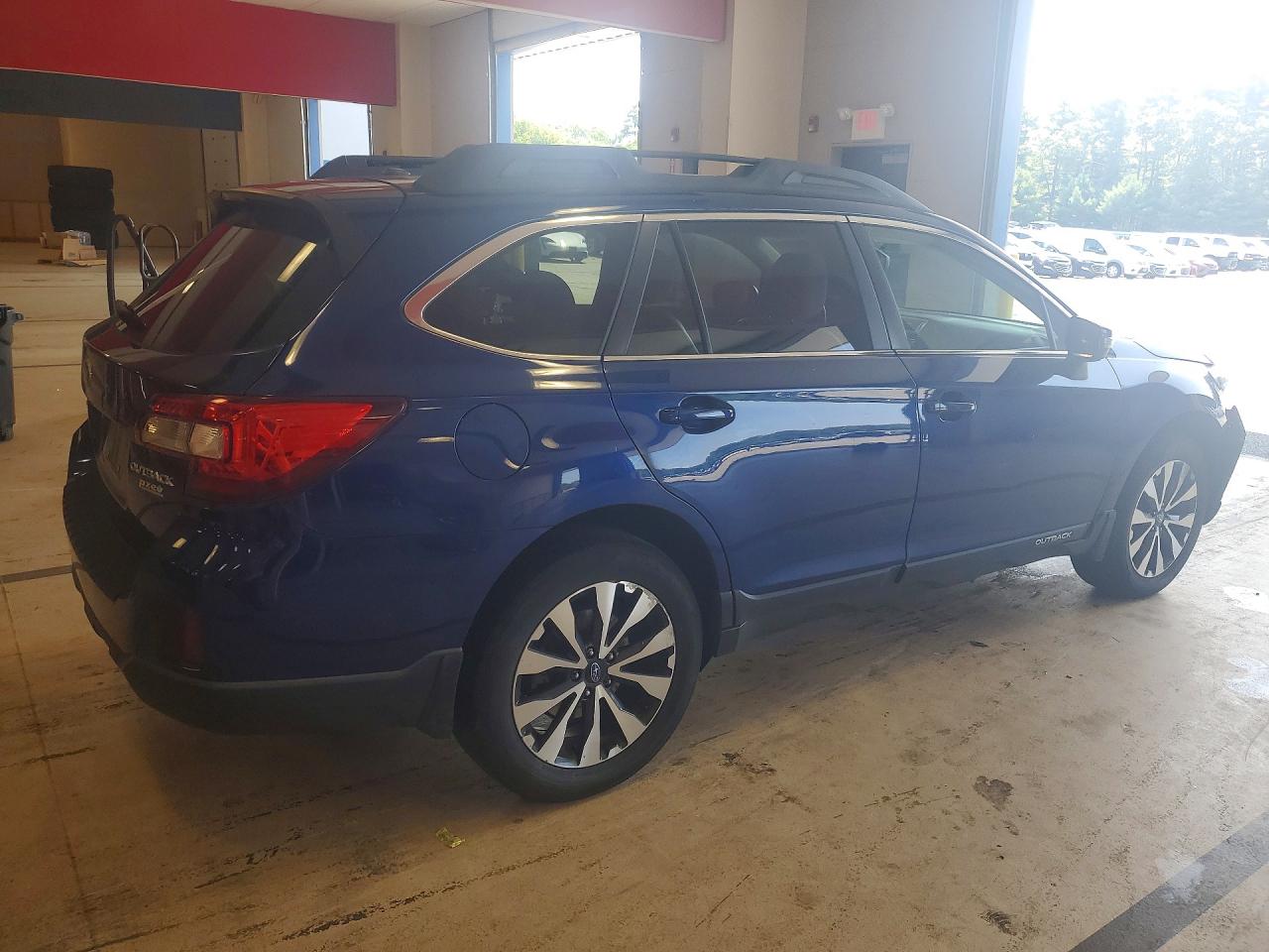 2015 Subaru Outback 2.5i Limited Blue vin: 4S4BSALC9F3256896