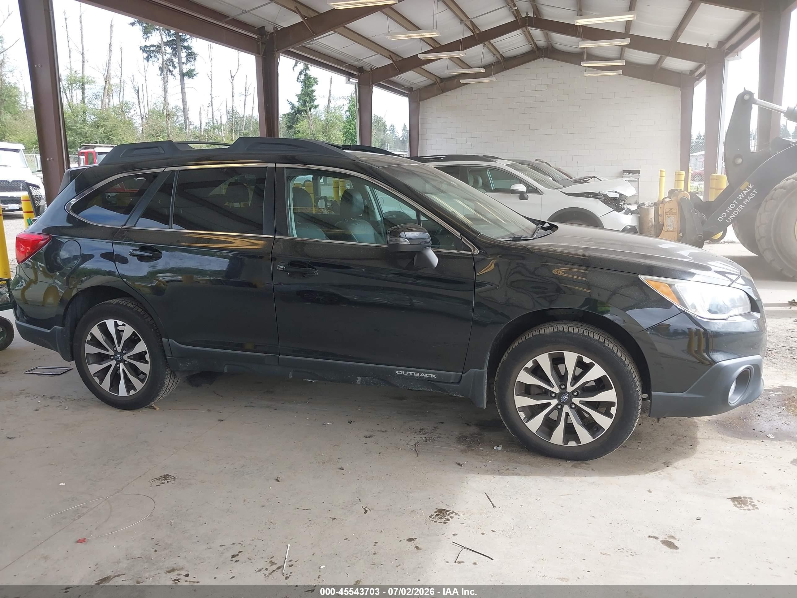 2015 Subaru Outback 2.5i Limited Black vin: 4S4BSALC9F3320239