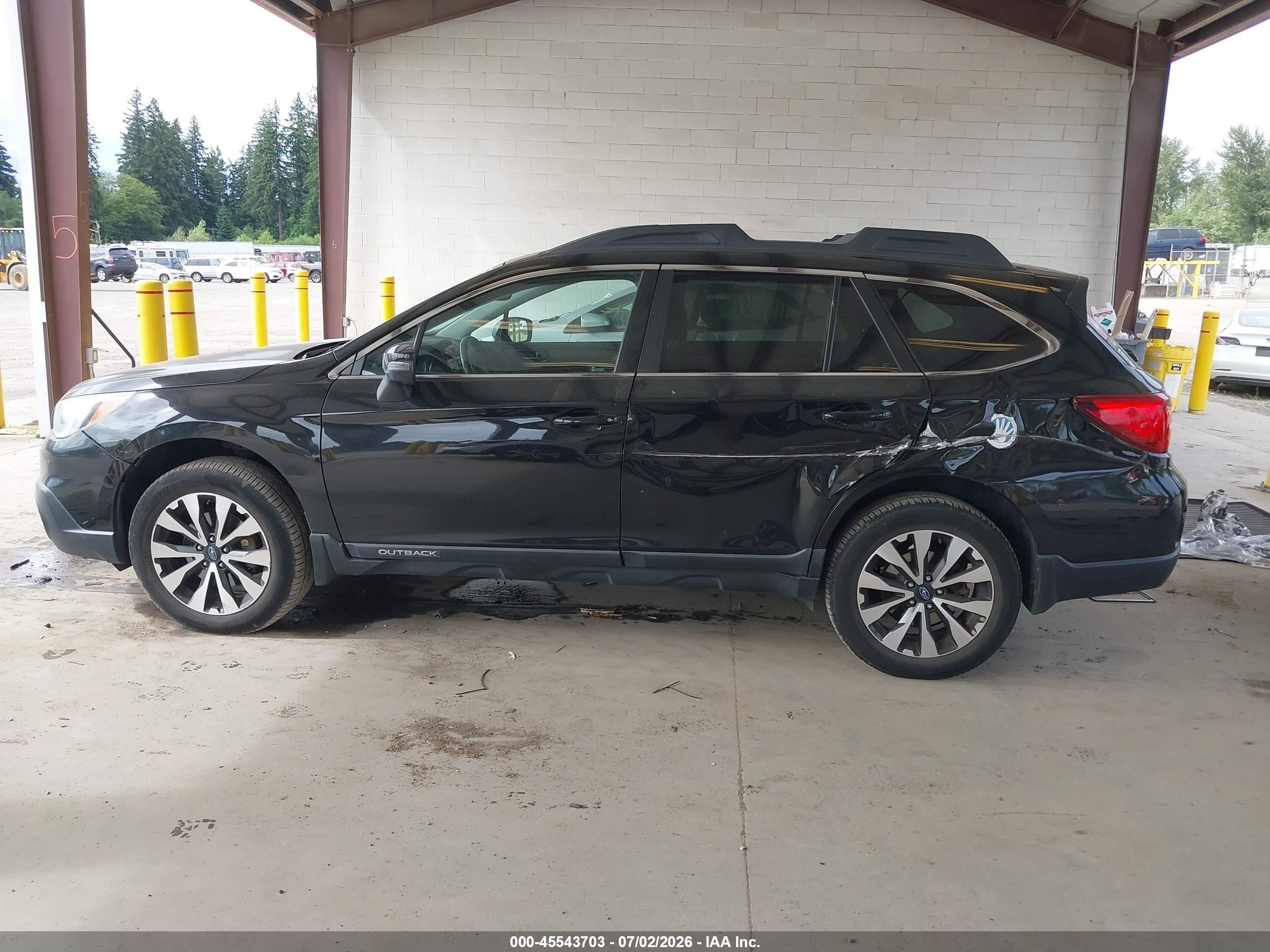 2015 Subaru Outback 2.5i Limited Black vin: 4S4BSALC9F3320239