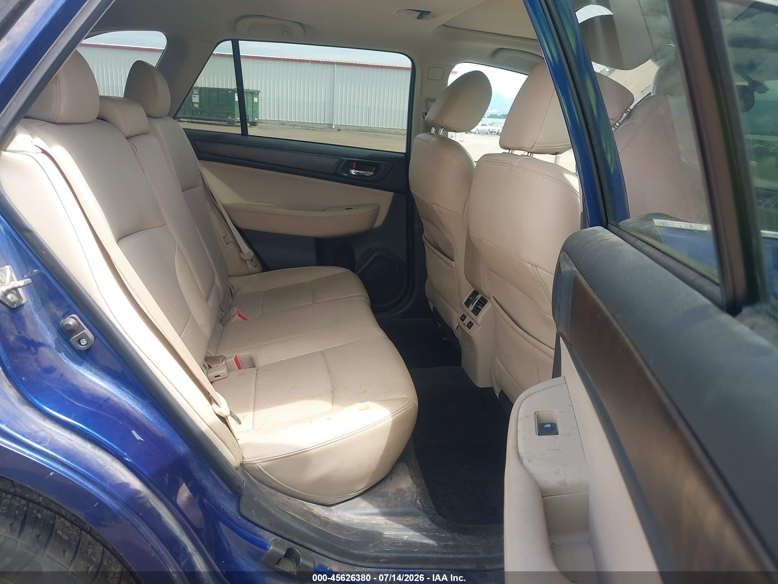 2015 Subaru Outback 2.5i Limited Blue vin: 4S4BSALCXF3217301