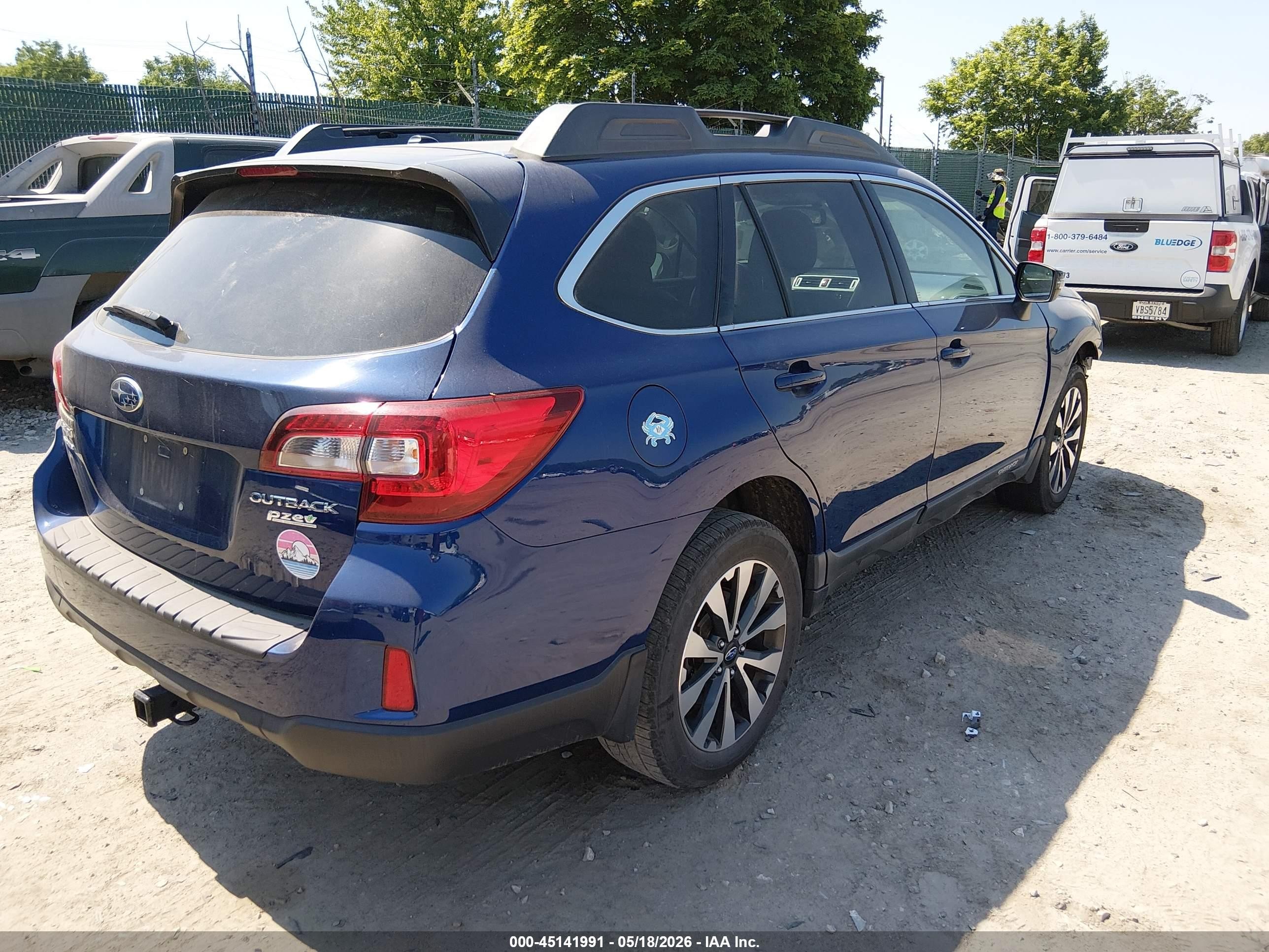 2015 Subaru Outback 2.5i Limited Blue vin: 4S4BSALCXF3221543