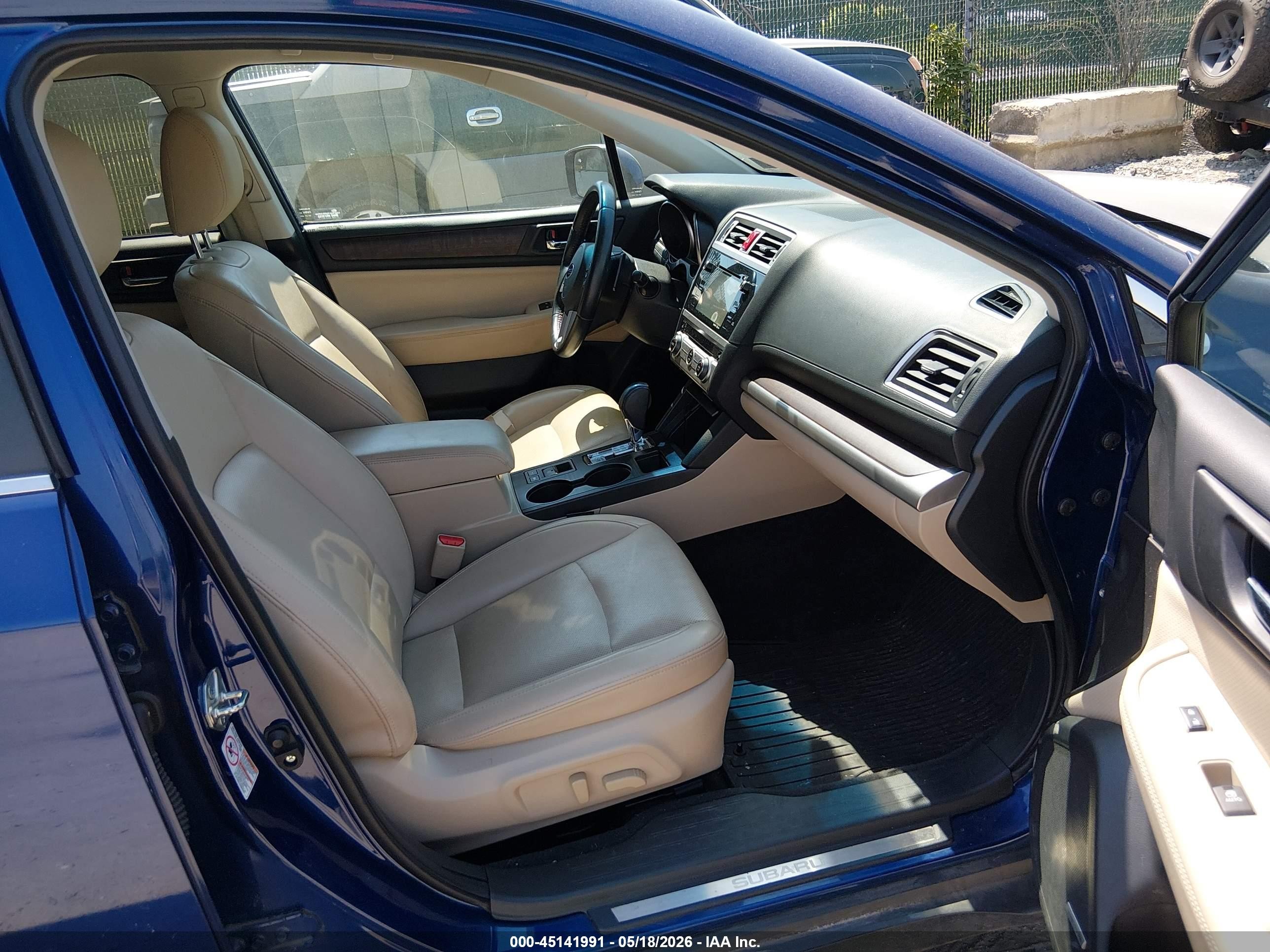 2015 Subaru Outback 2.5i Limited Blue vin: 4S4BSALCXF3221543