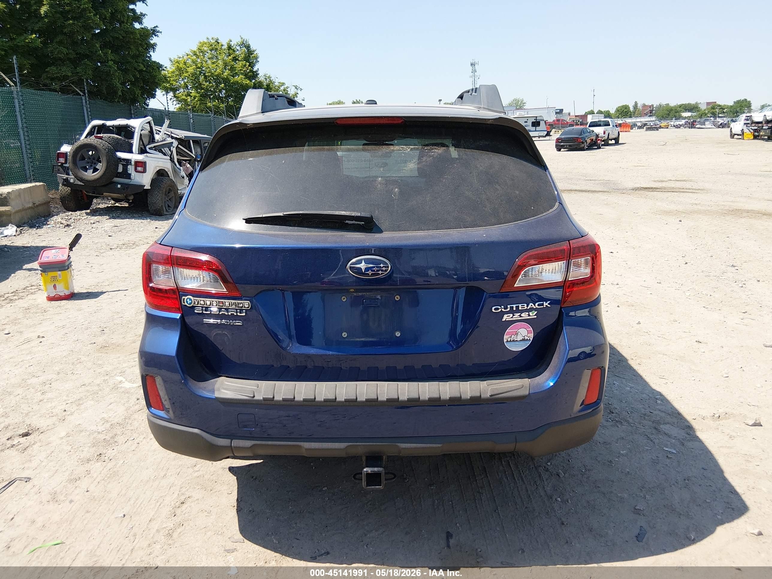 2015 Subaru Outback 2.5i Limited Blue vin: 4S4BSALCXF3221543