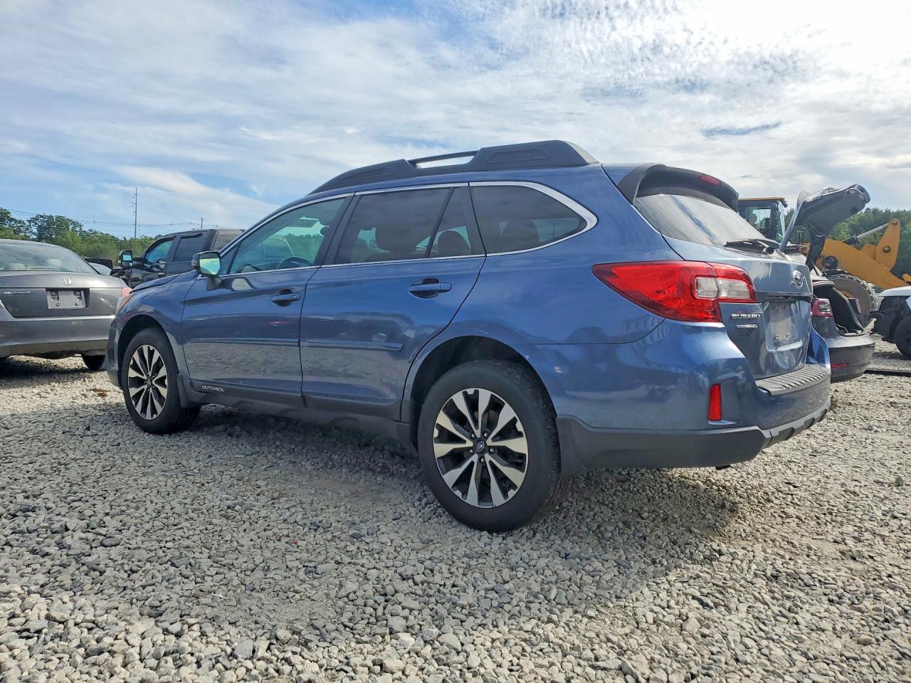 2015 Subaru Outback 2.5i Limited Blue vin: 4S4BSANC0F3303701