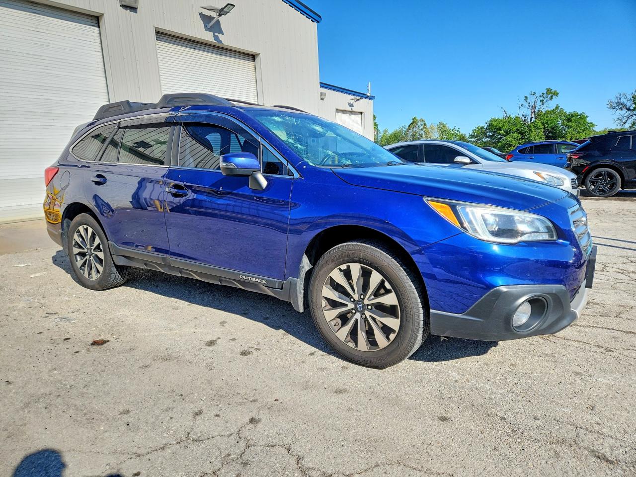2017 Subaru Outback 2.5i Limited Blue vin: 4S4BSANC0H3208106