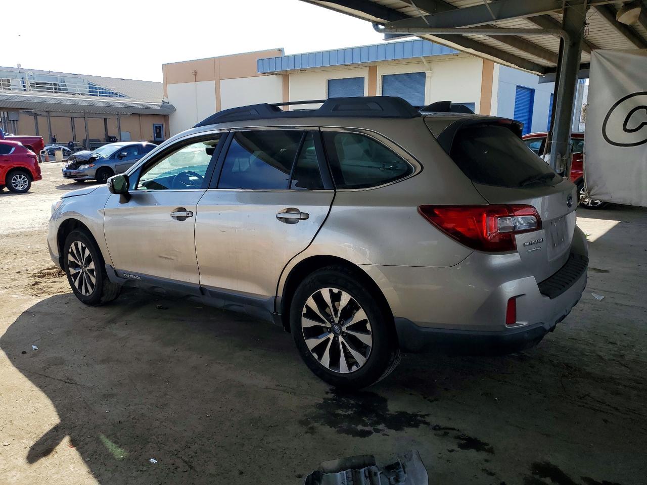 2017 Subaru Outback 2.5i Limited Gold vin: 4S4BSANC0H3228498