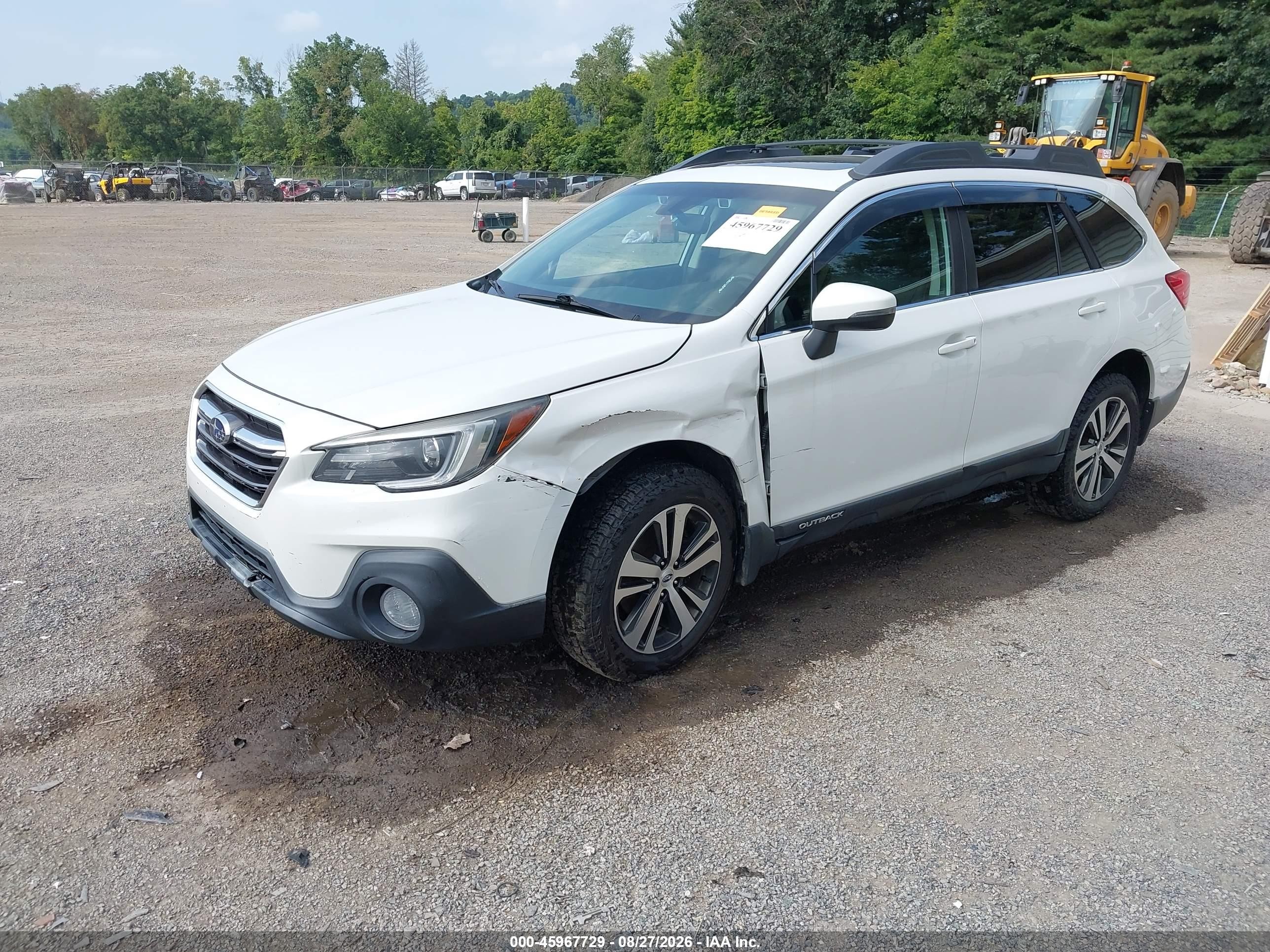 2018 Subaru Outback 2.5i Limited White vin: 4S4BSANC0J3340420