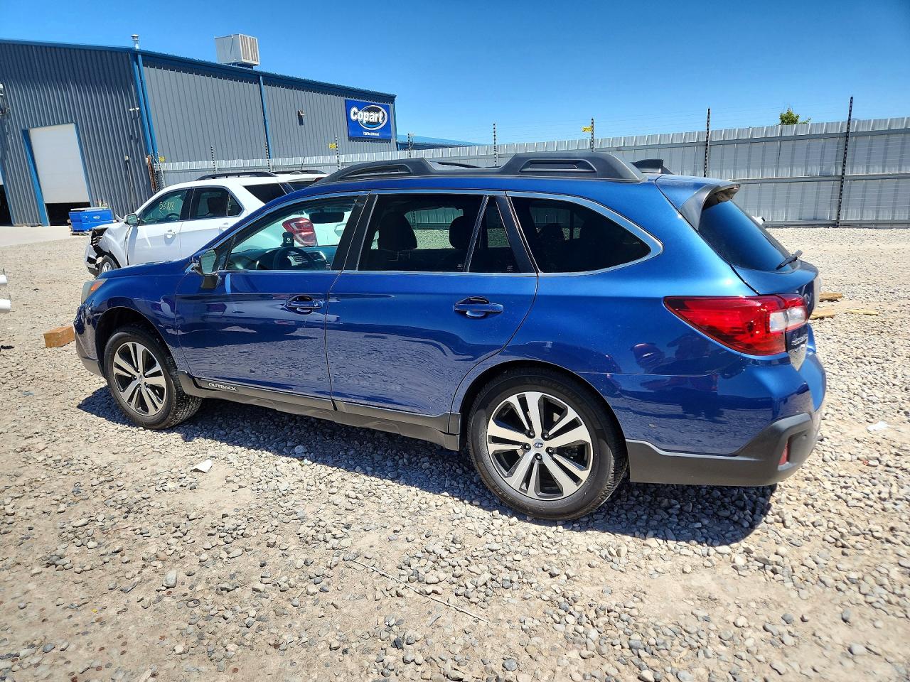 2019 Subaru Outback 2.5i Limited Blue vin: 4S4BSANC0K3355985