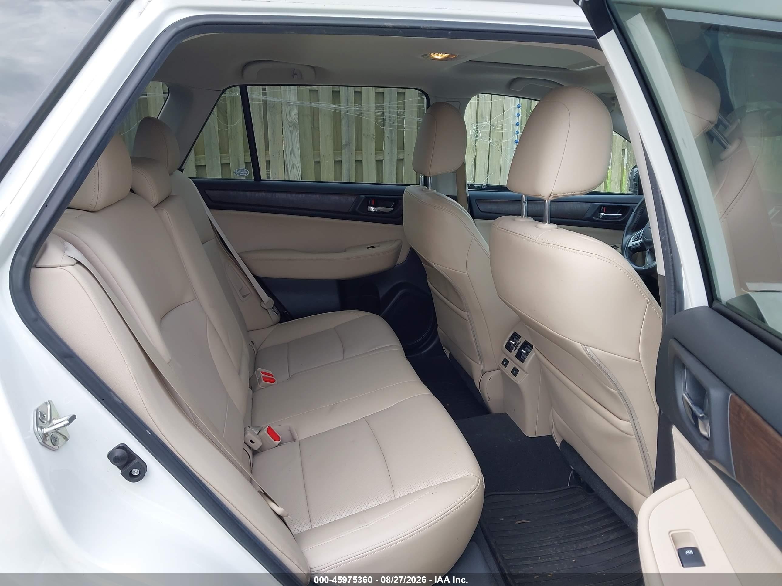 2016 Subaru Outback 2.5i Limited Белый vin: 4S4BSANC1G3214589