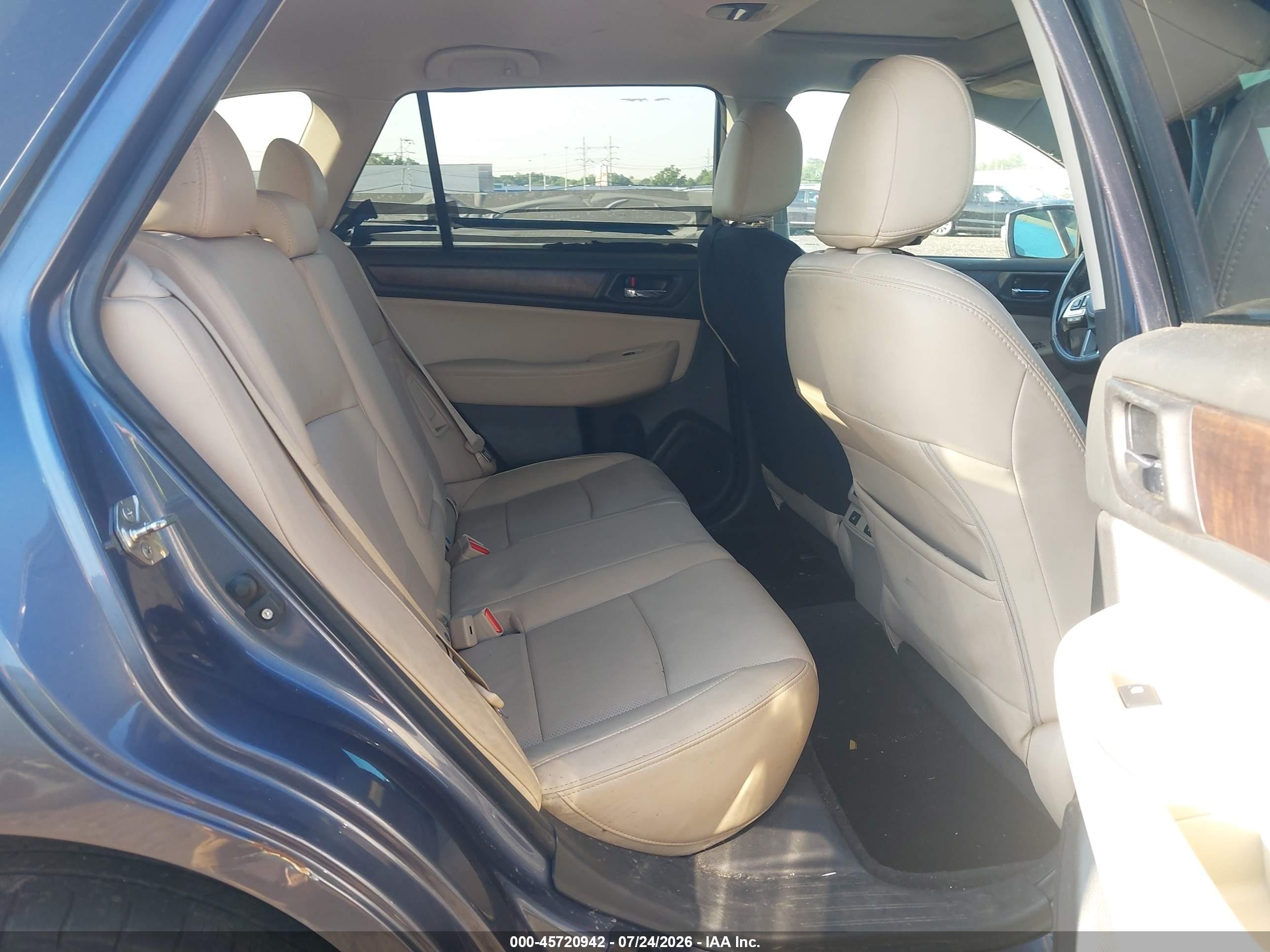 2015 Subaru Outback 2.5i Limited Blue vin: 4S4BSANC2F3258132