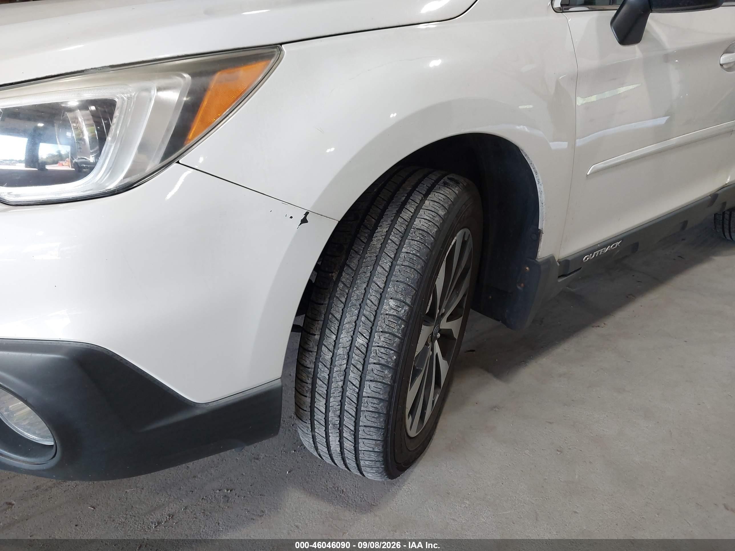 2015 Subaru Outback 2.5i Limited Белый vin: 4S4BSANC2F3336165
