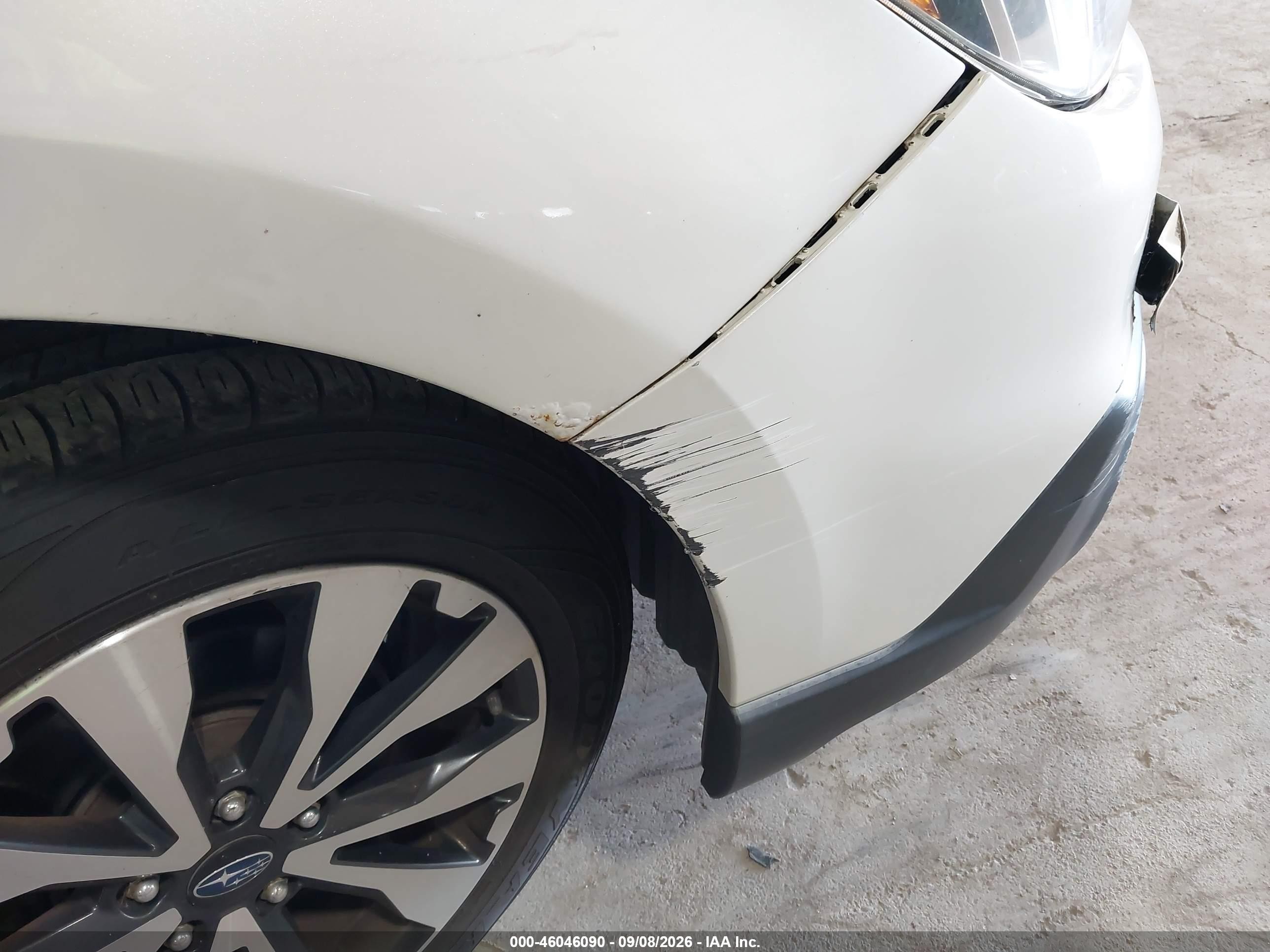 2015 Subaru Outback 2.5i Limited Белый vin: 4S4BSANC2F3336165