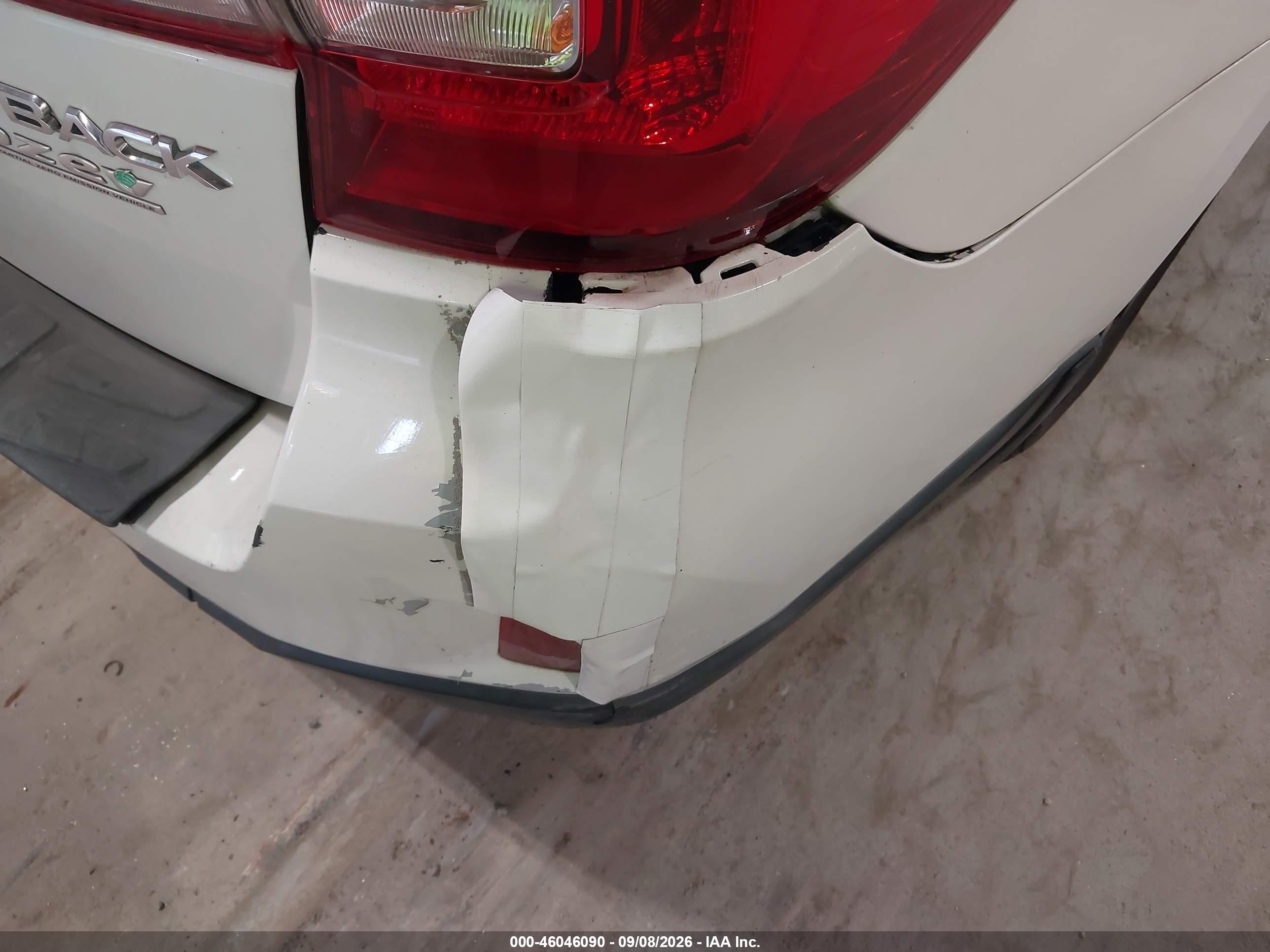 2015 Subaru Outback 2.5i Limited Белый vin: 4S4BSANC2F3336165