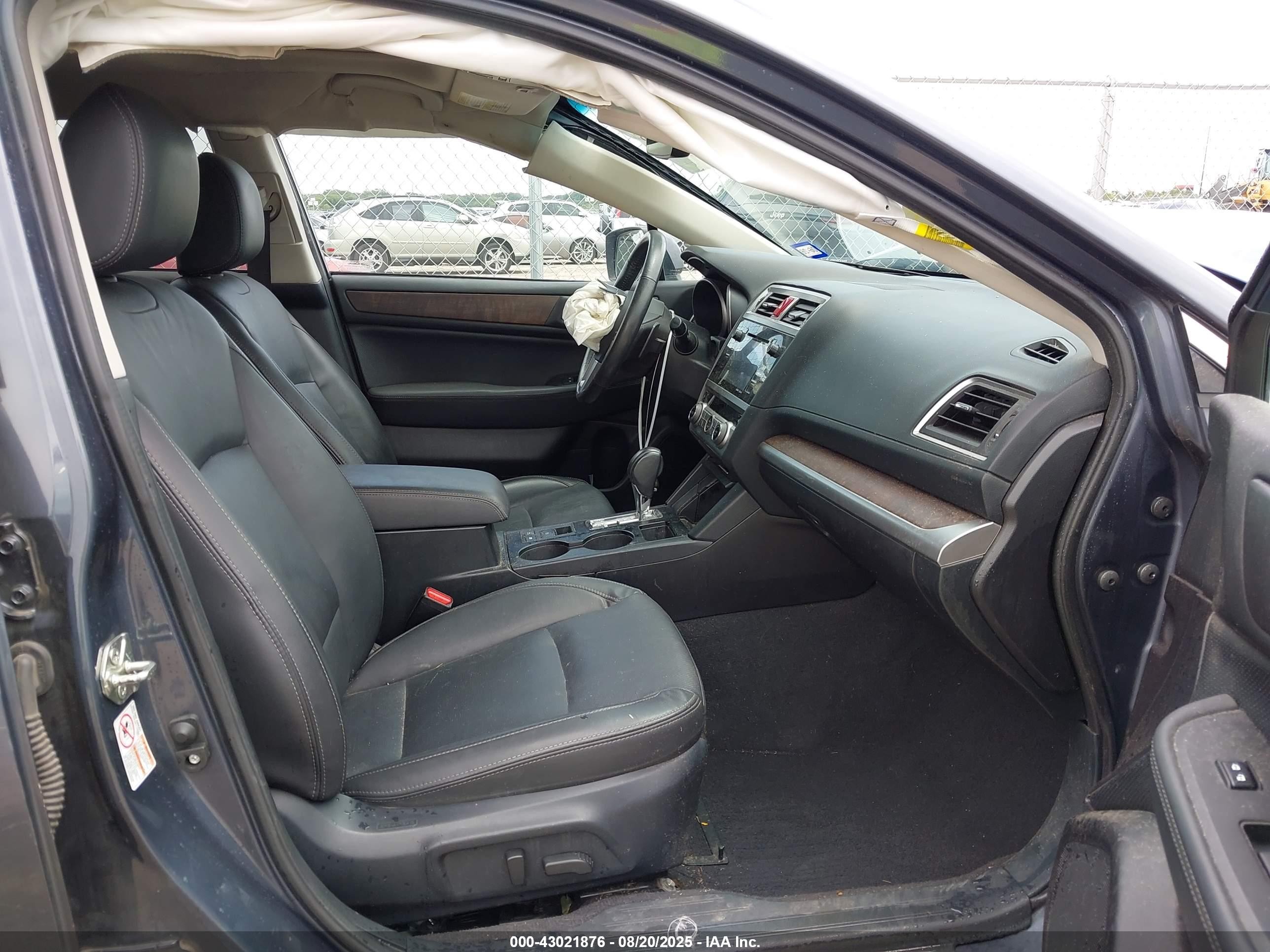 2017 Subaru Outback 2.5i Limited Blue vin: 4S4BSANC2H3288864